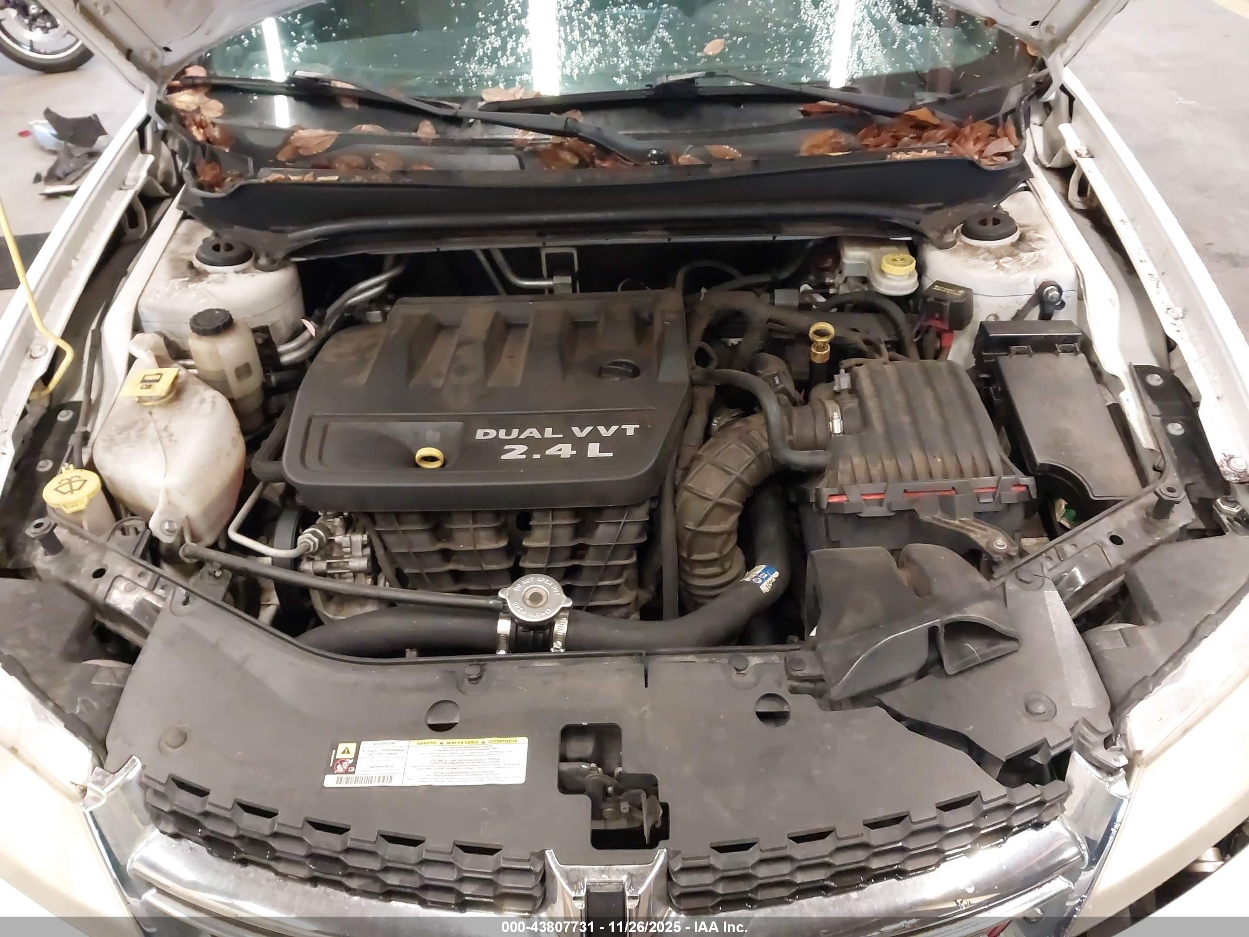 DODGE AVENGER image 10