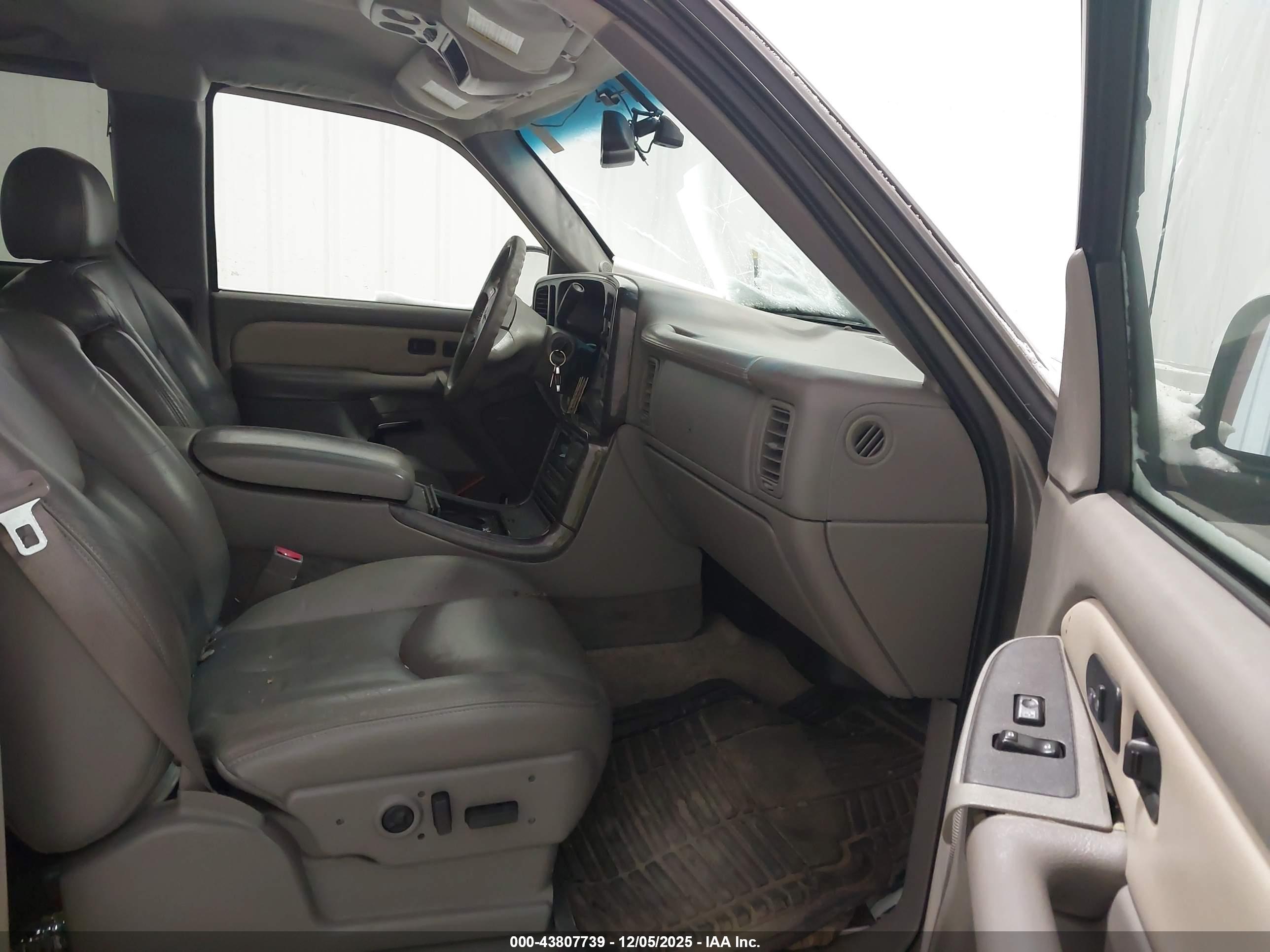 GMC SIERRA image 5