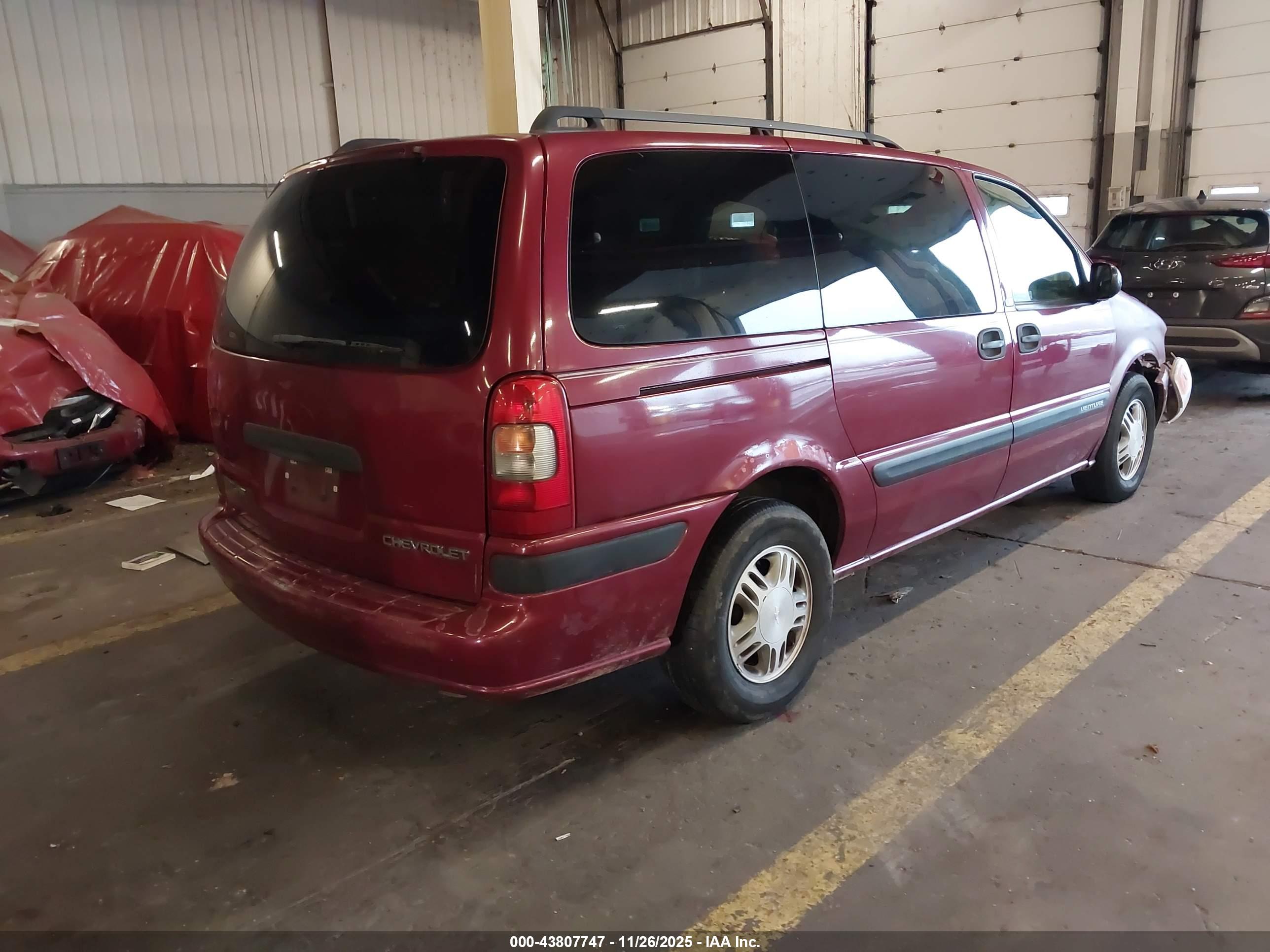 CHEVROLET VENTURE image 4