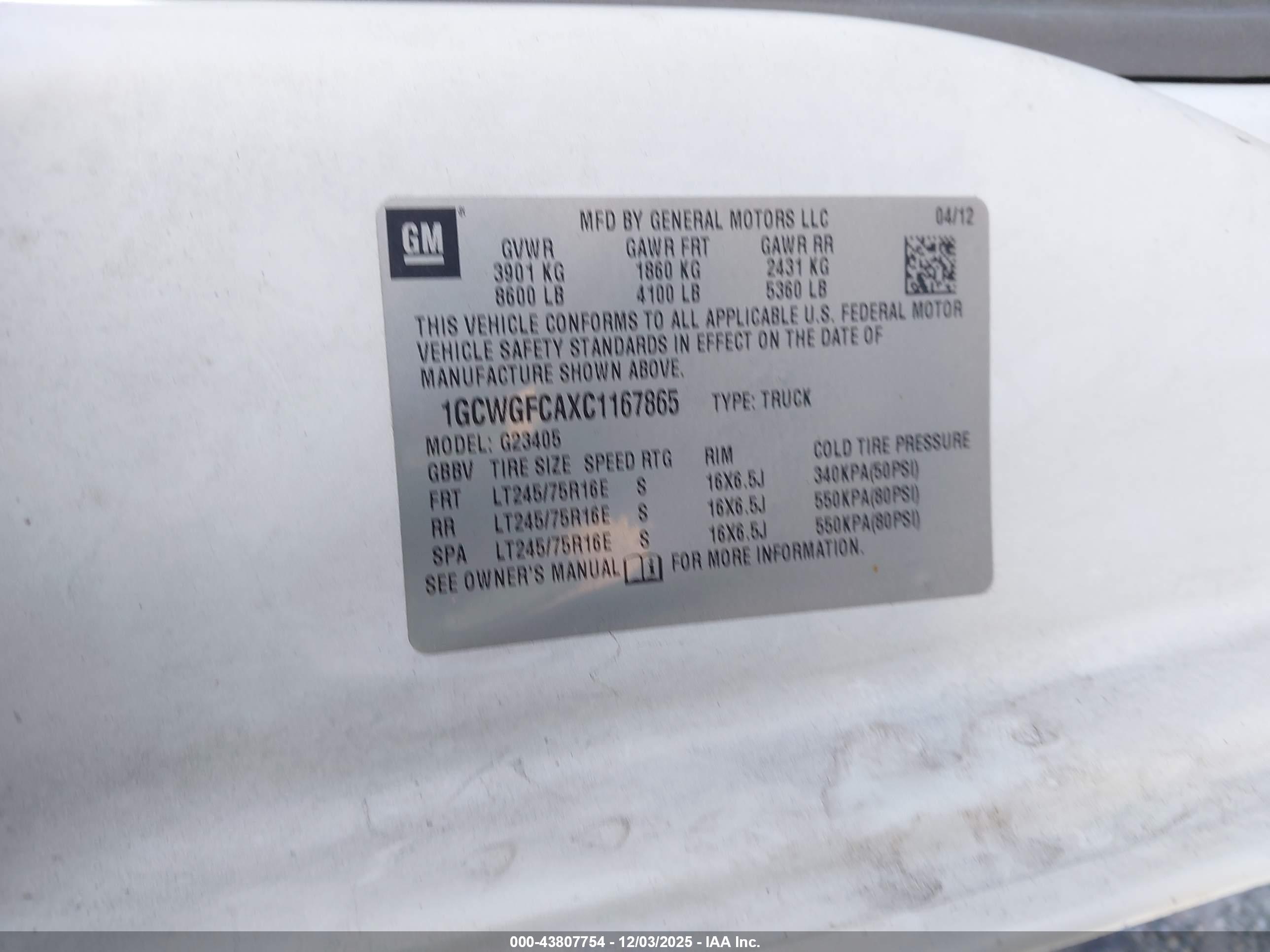 CHEVROLET EXPRESS image 9