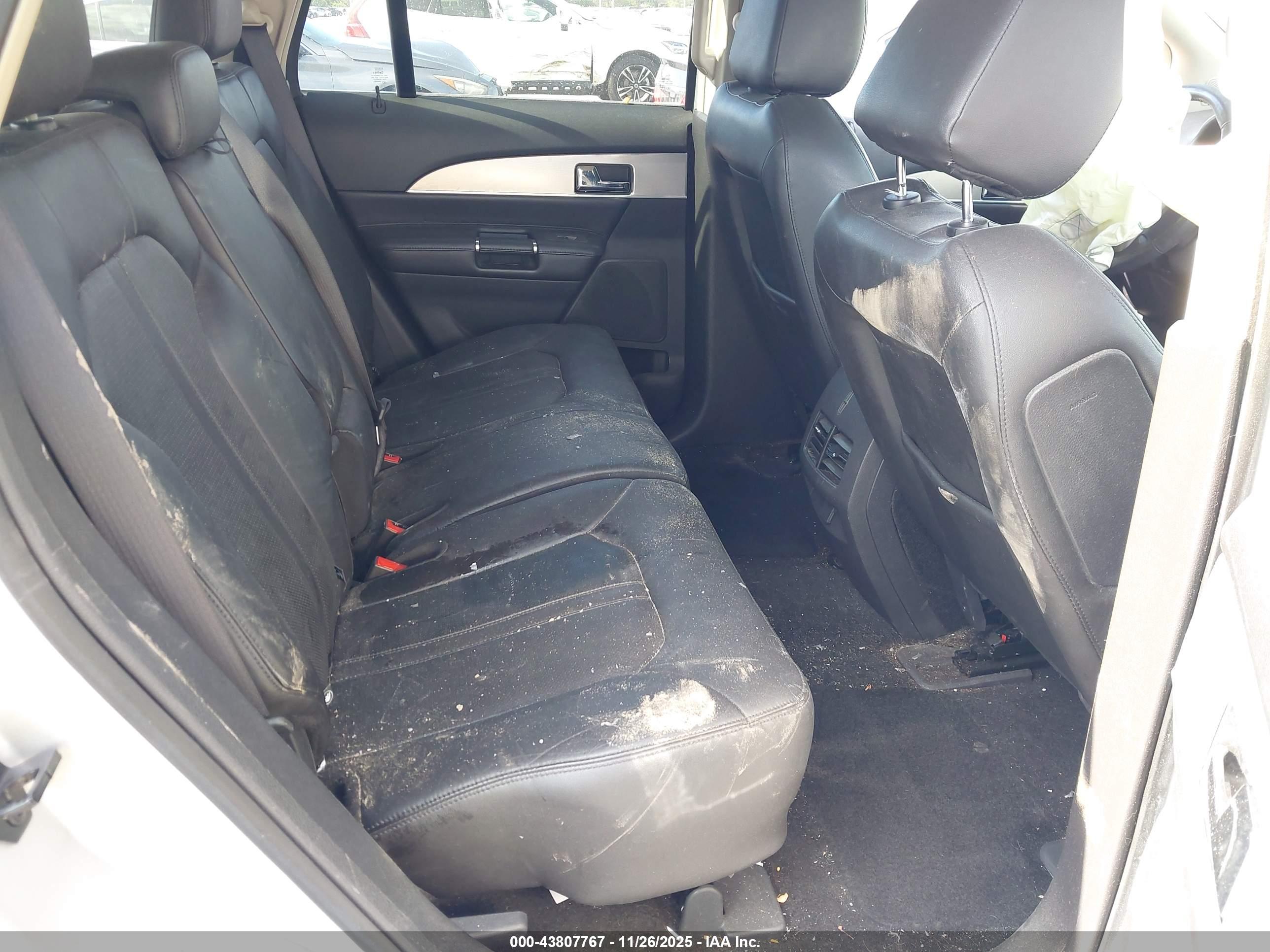 LINCOLN MKX image 8
