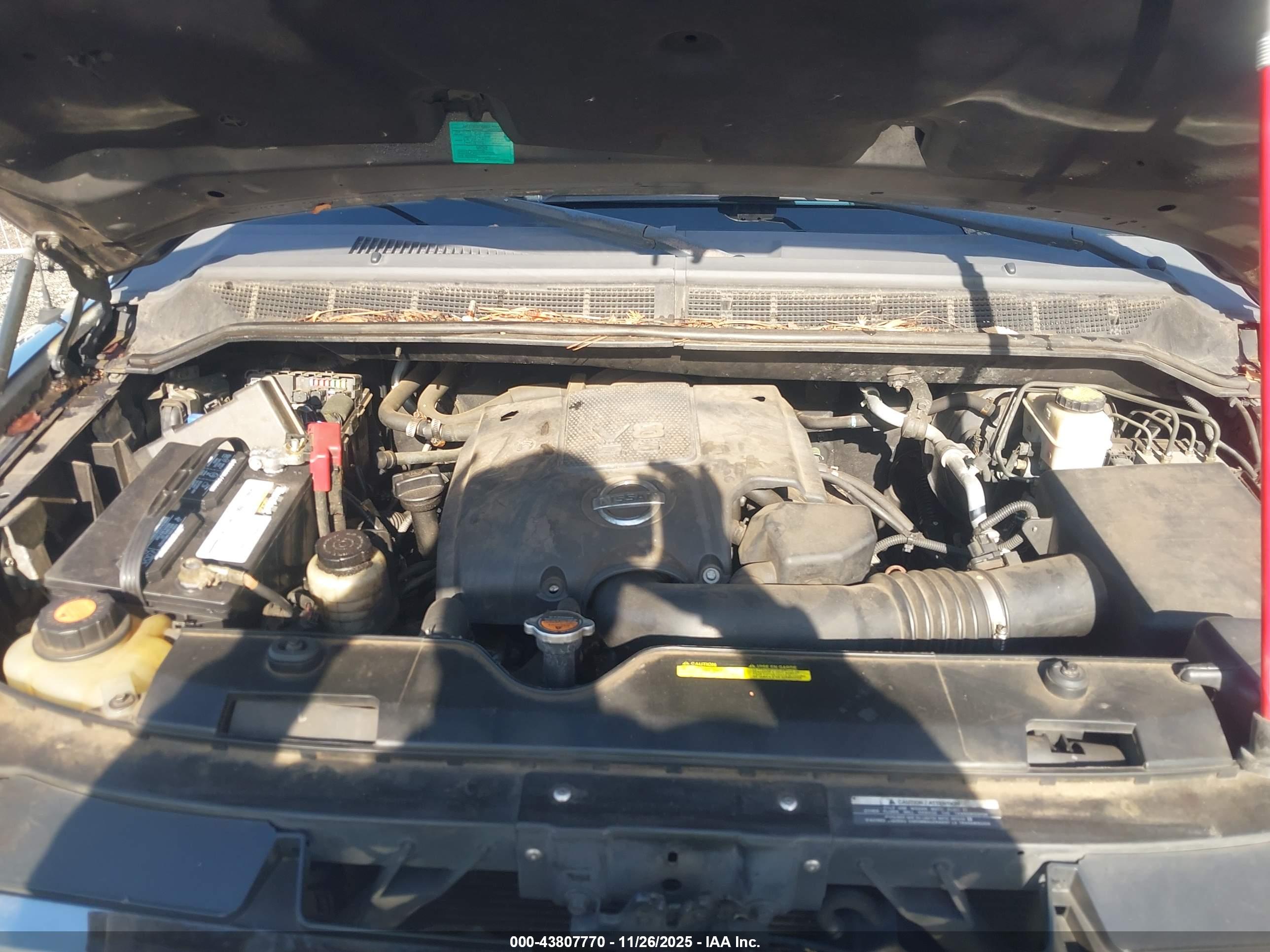 NISSAN TITAN image 10