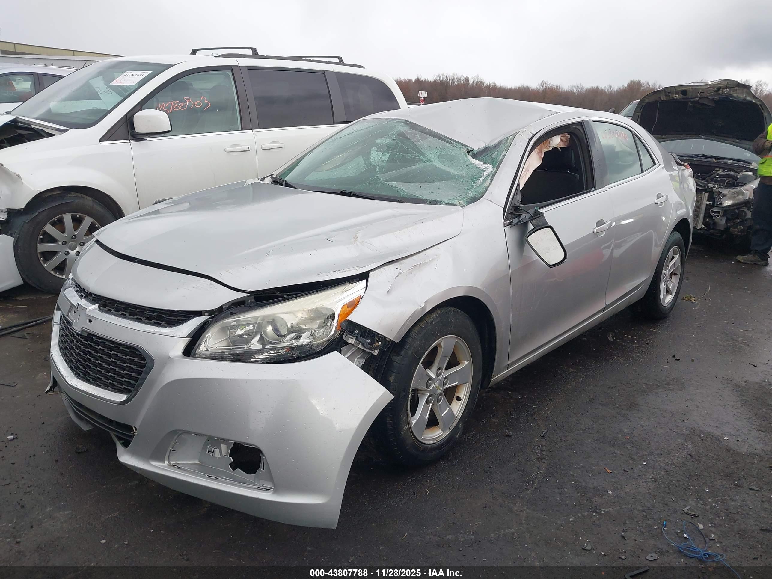 CHEVROLET MALIBU image 2