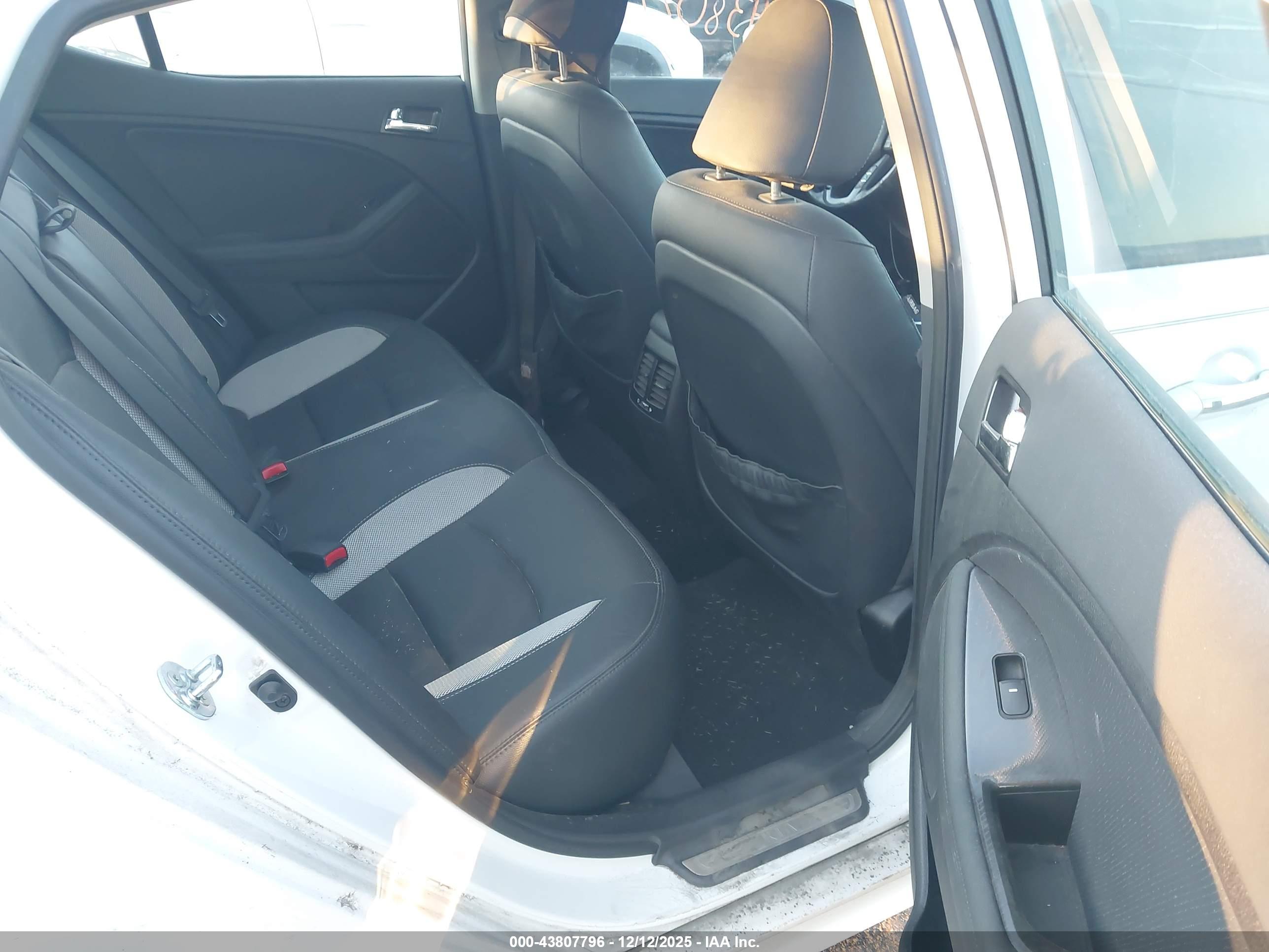 KIA OPTIMA image 8