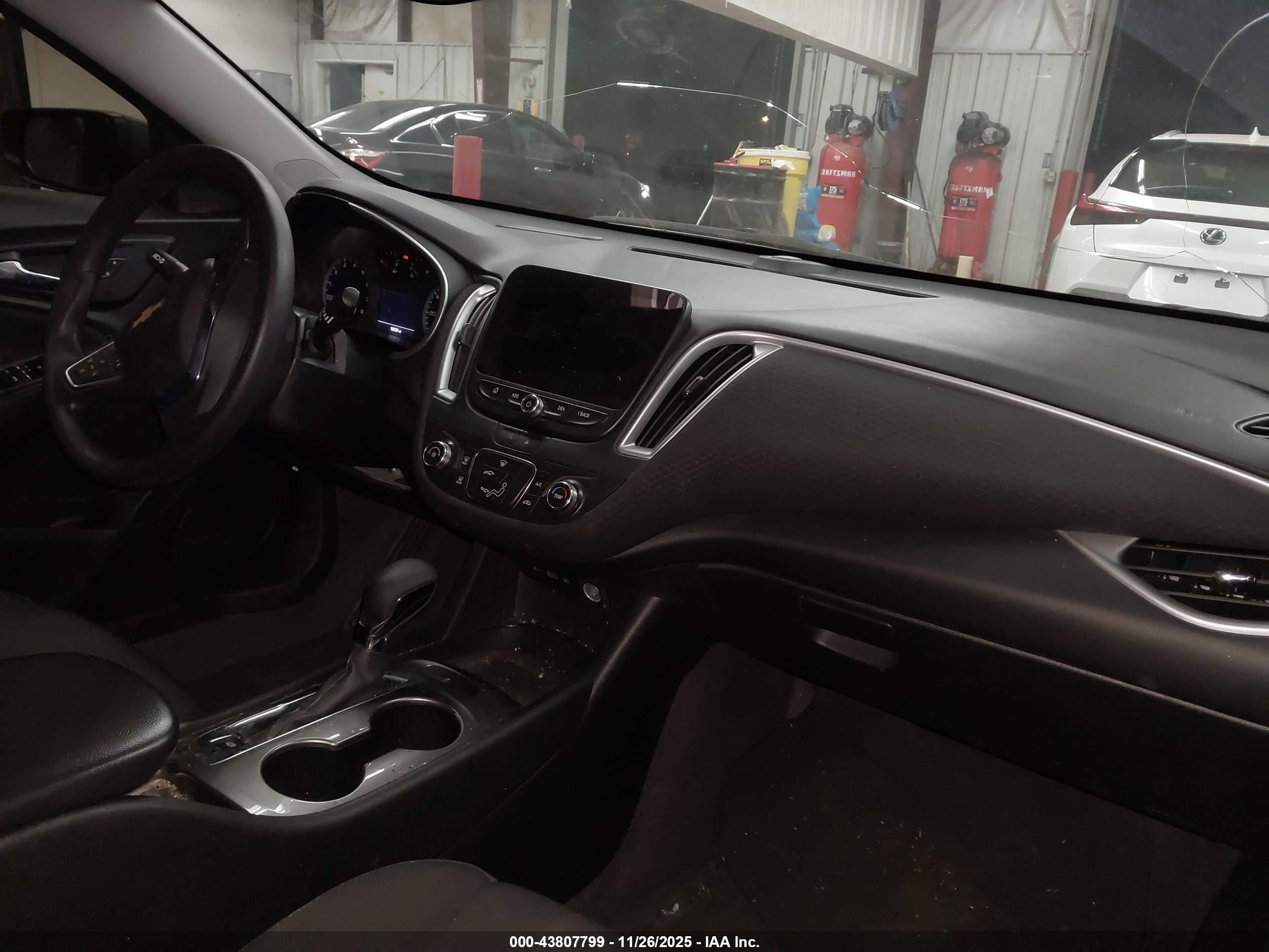 CHEVROLET MALIBU image 5