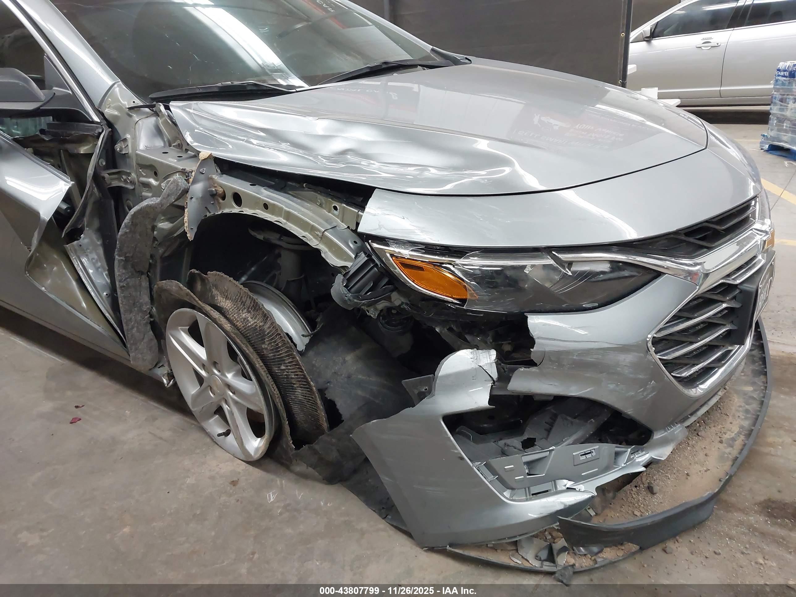 CHEVROLET MALIBU image 6