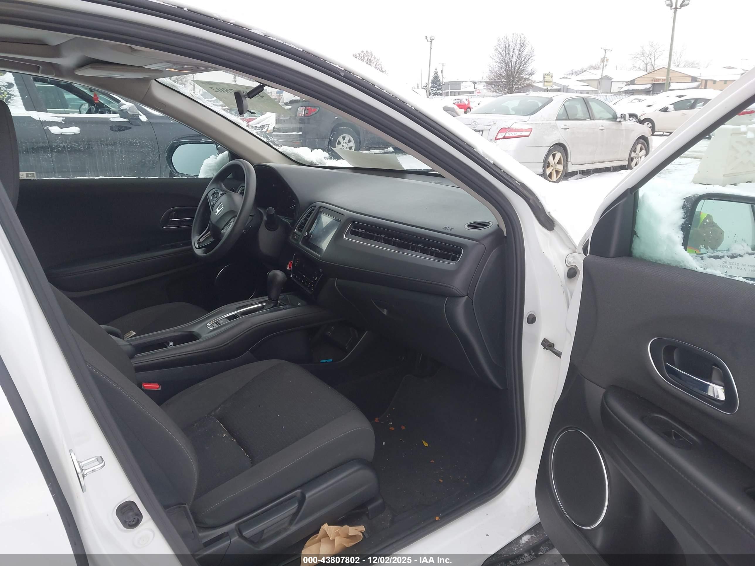 HONDA HR-V image 5