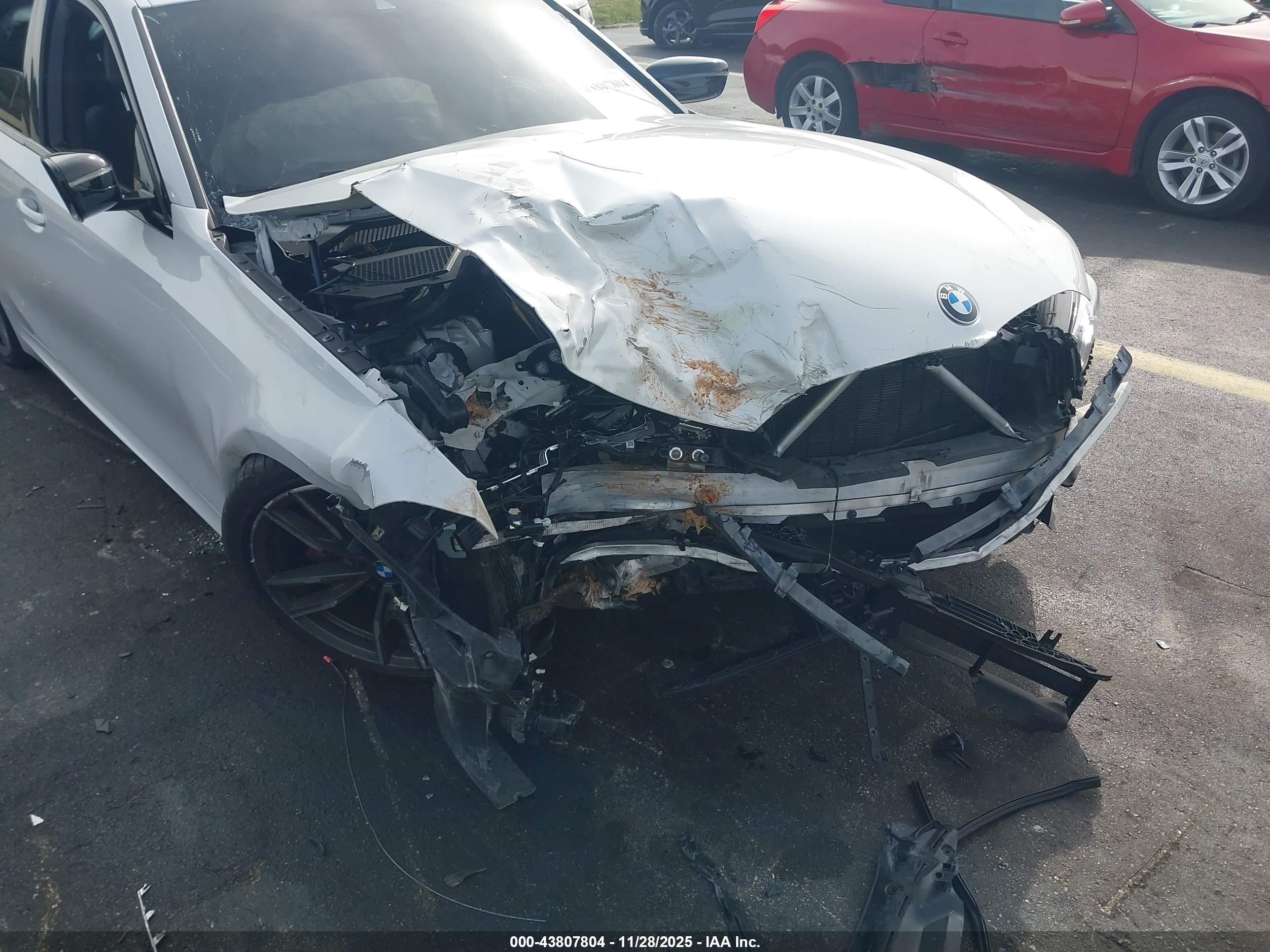 BMW 3 image 6