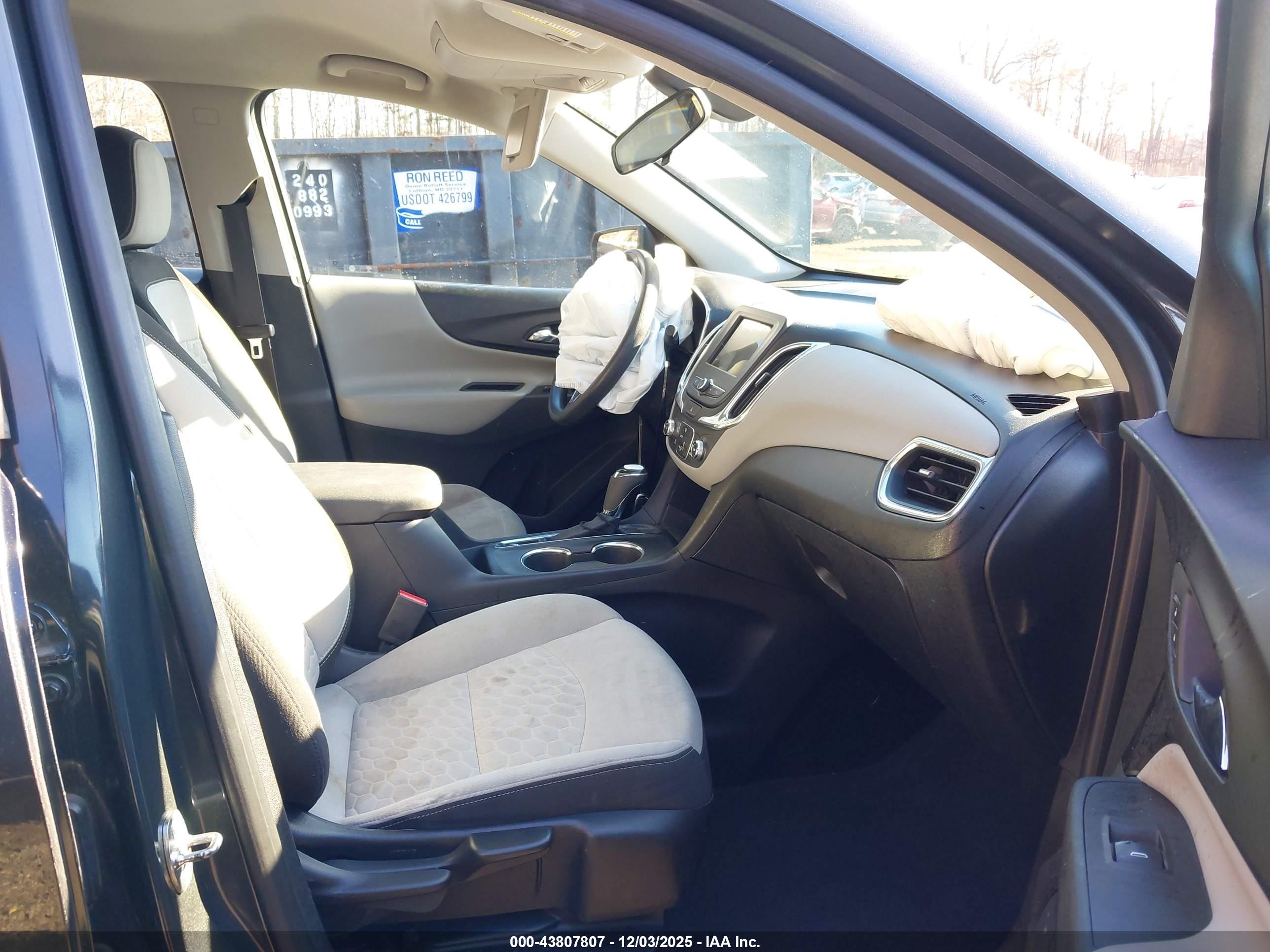 CHEVROLET EQUINOX image 5