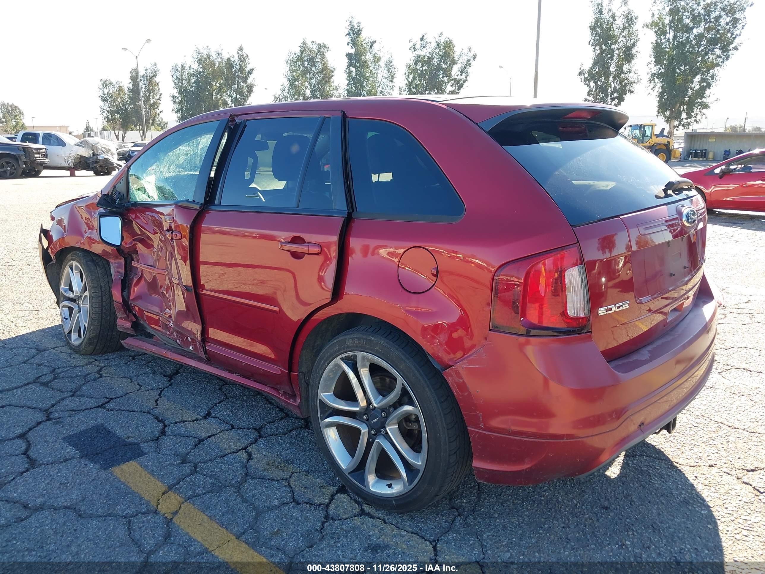 FORD EDGE image 3