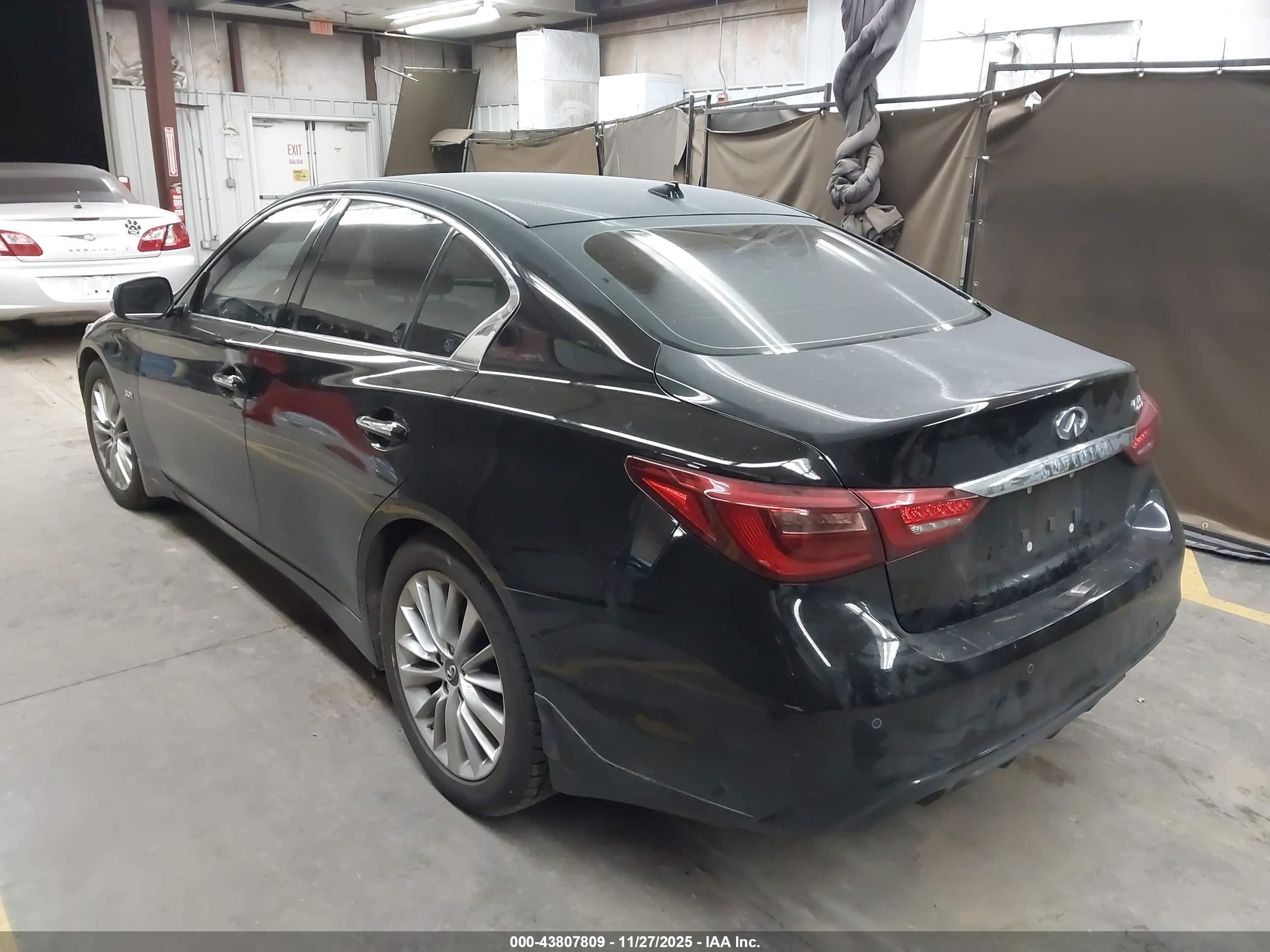 INFINITI Q50 image 3