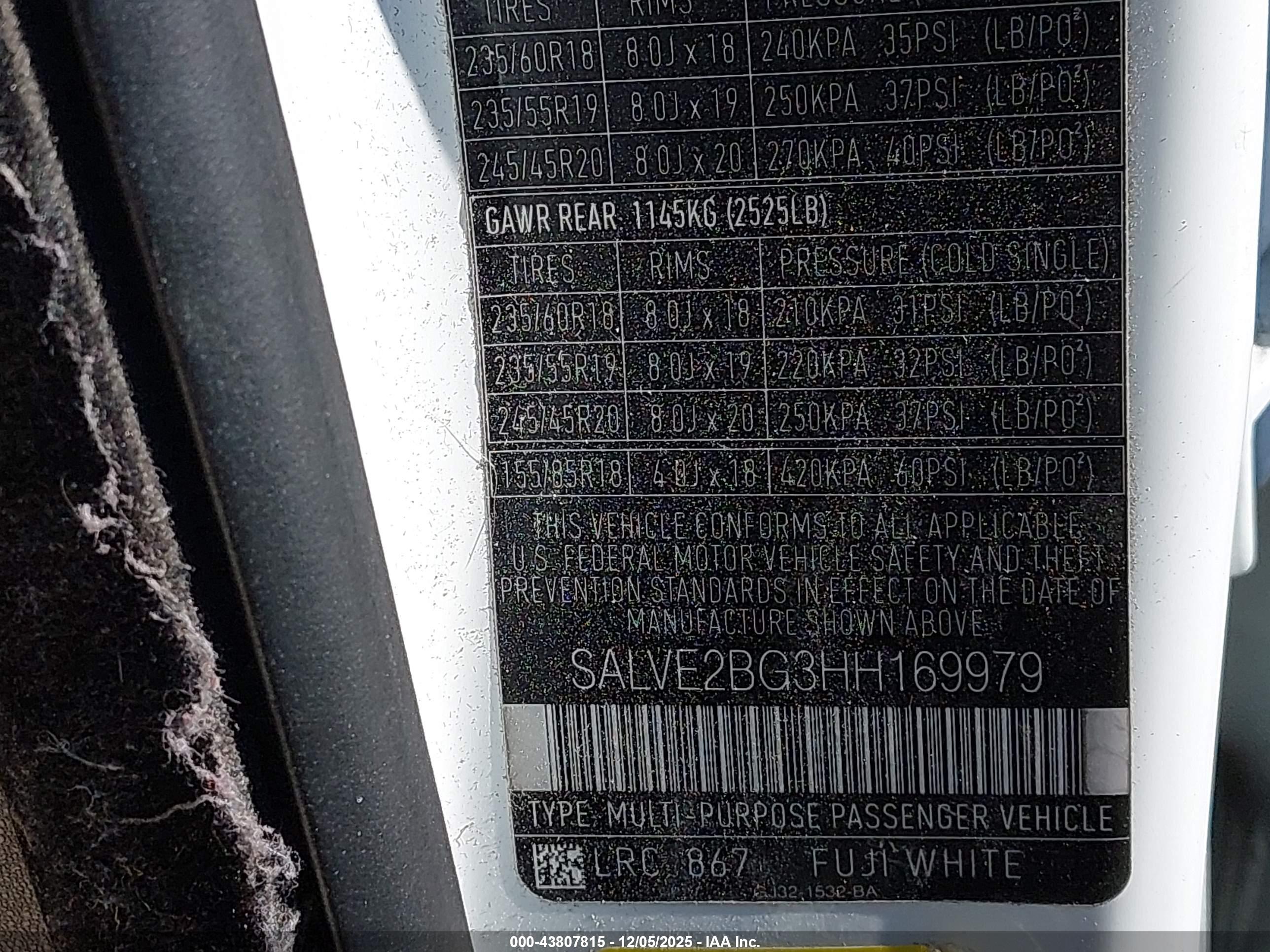 LAND ROVER image 9