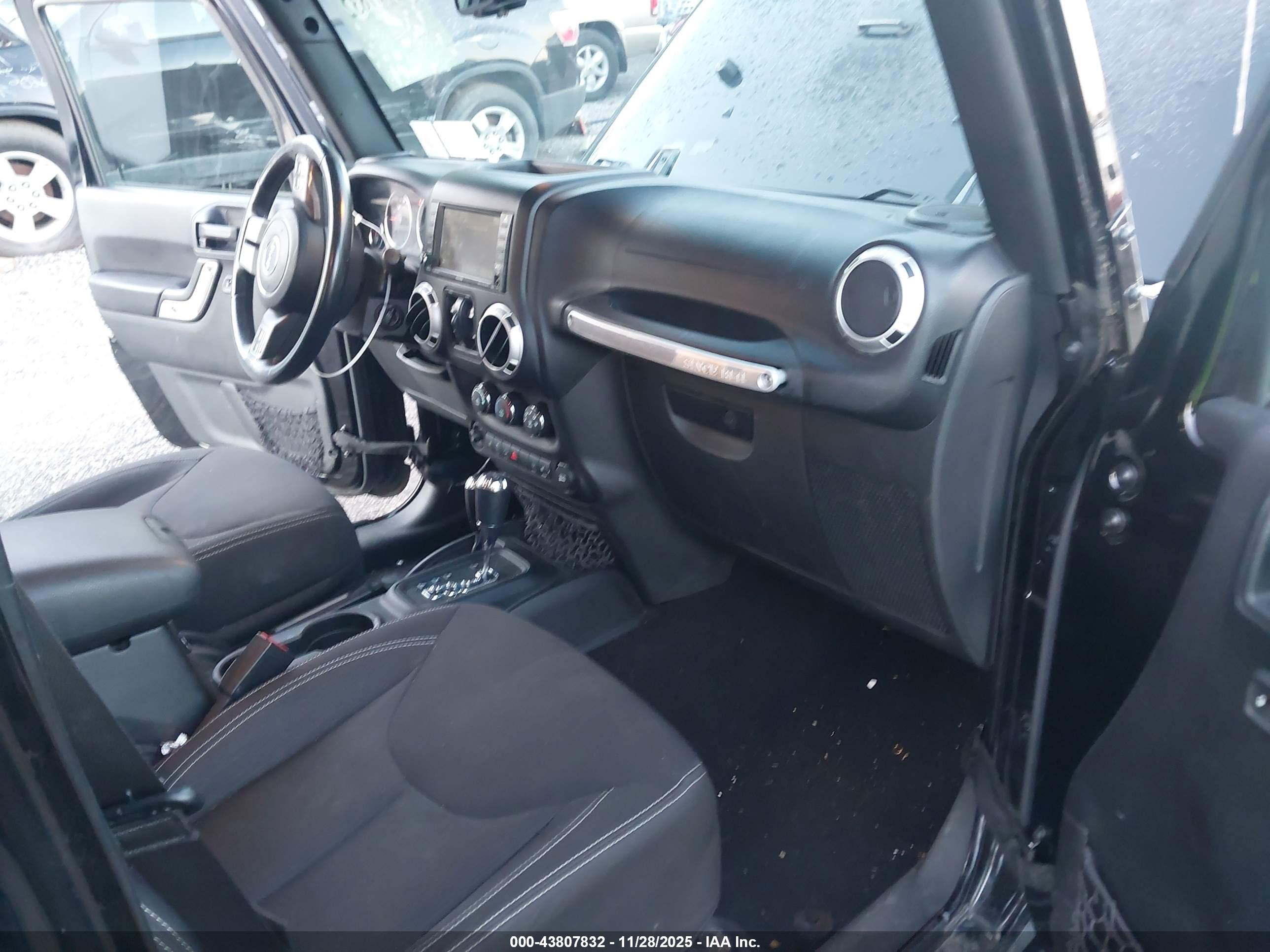 JEEP WRANGLER image 5