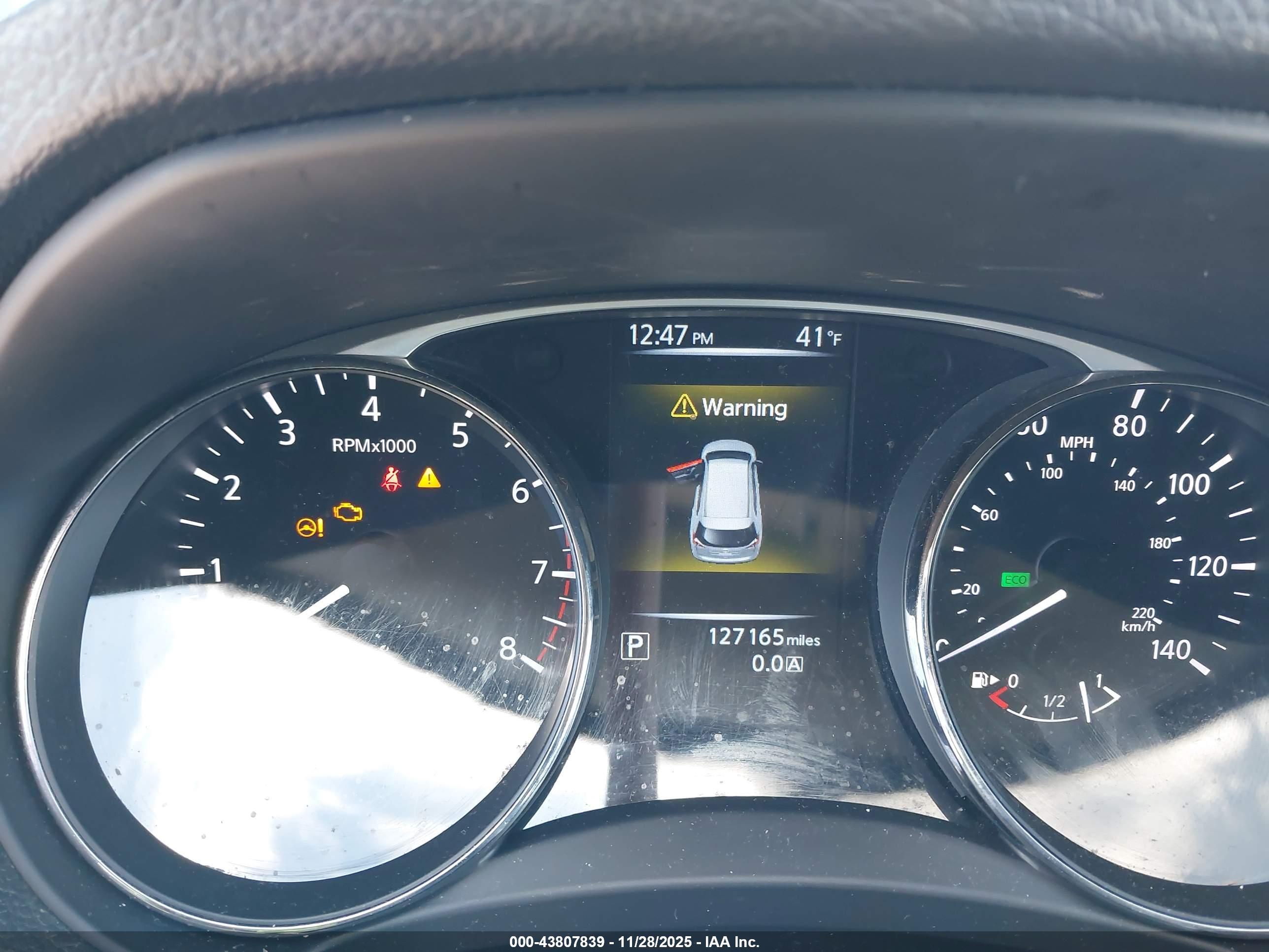 NISSAN ROGUE image 7