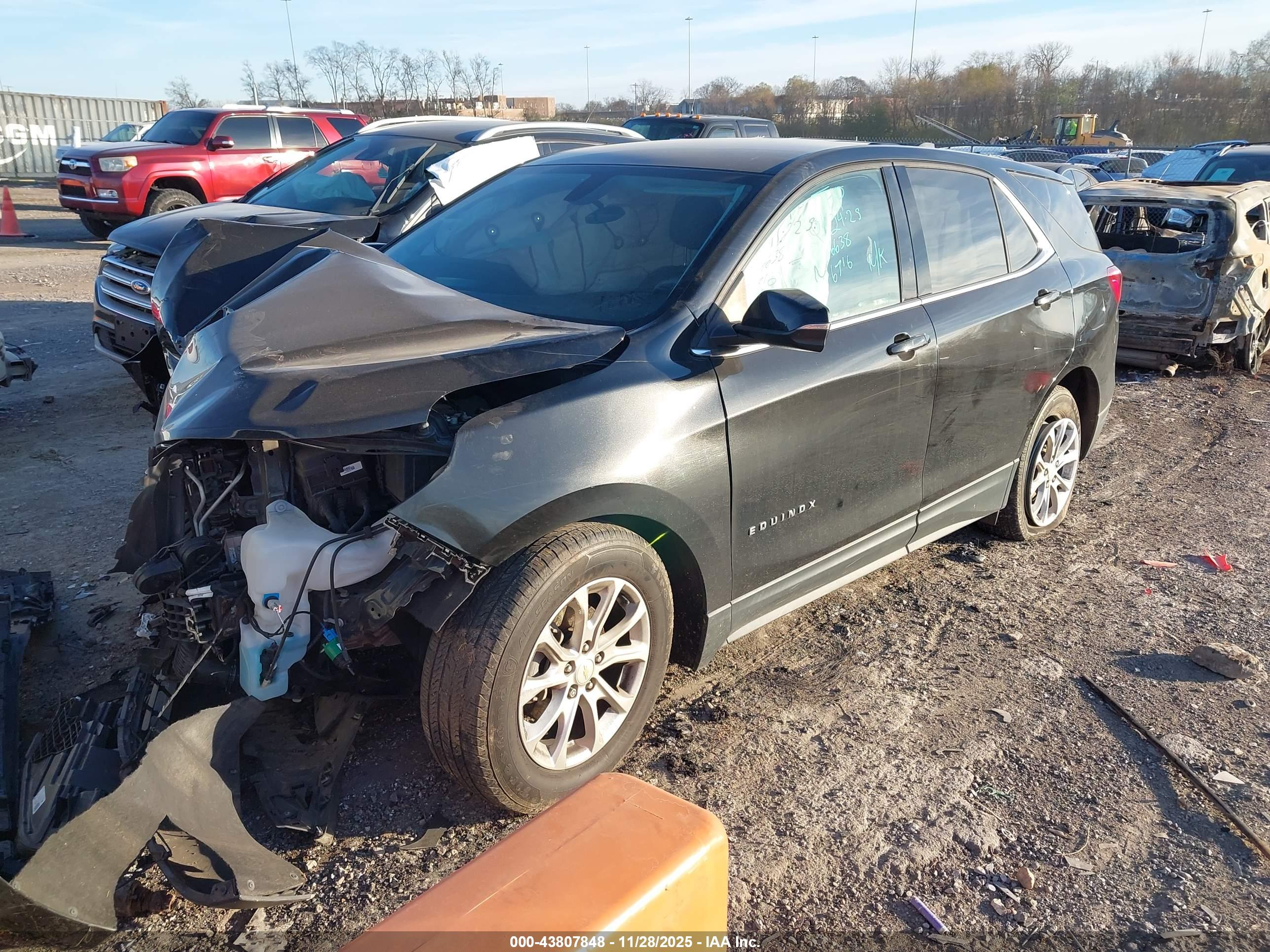 CHEVROLET EQUINOX image 2