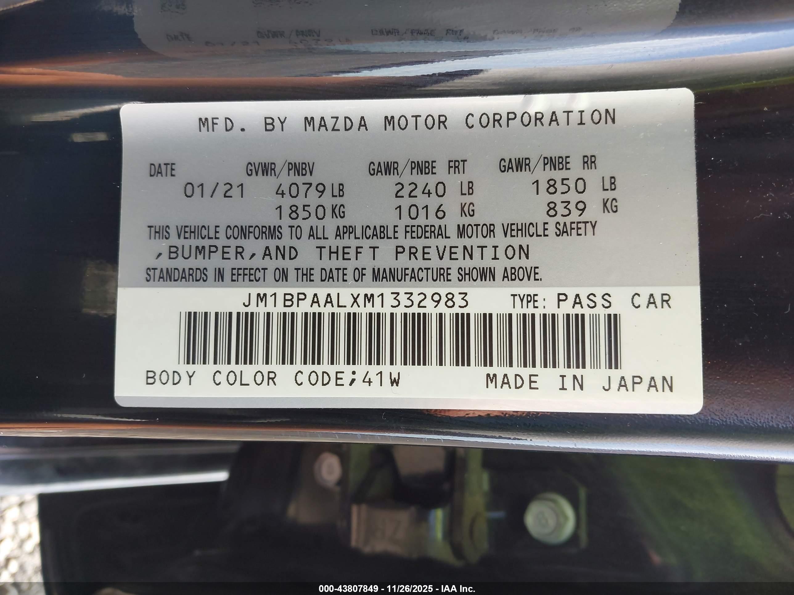 MAZDA MAZDA3 image 9