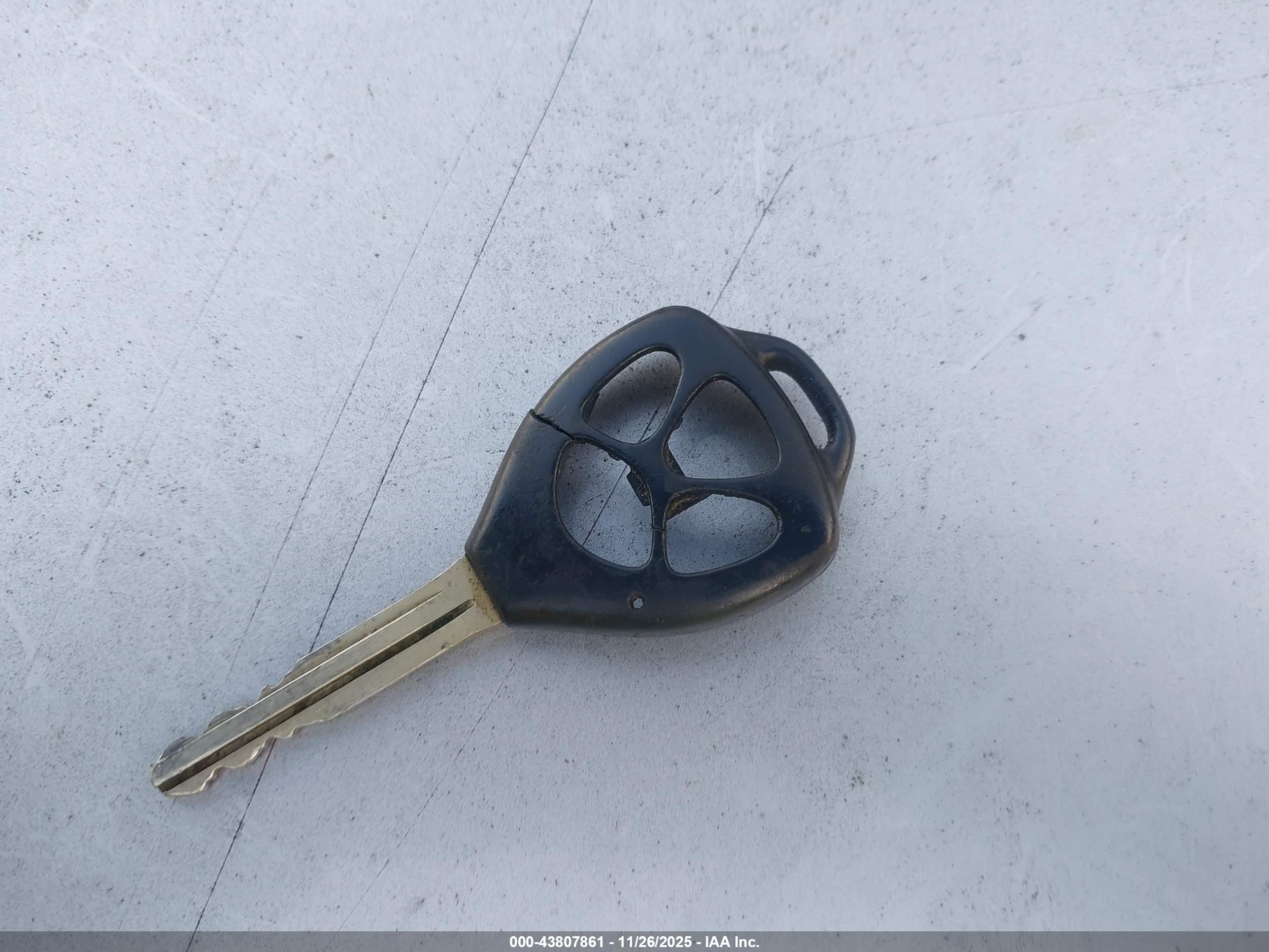 TOYOTA COROLLA image 11