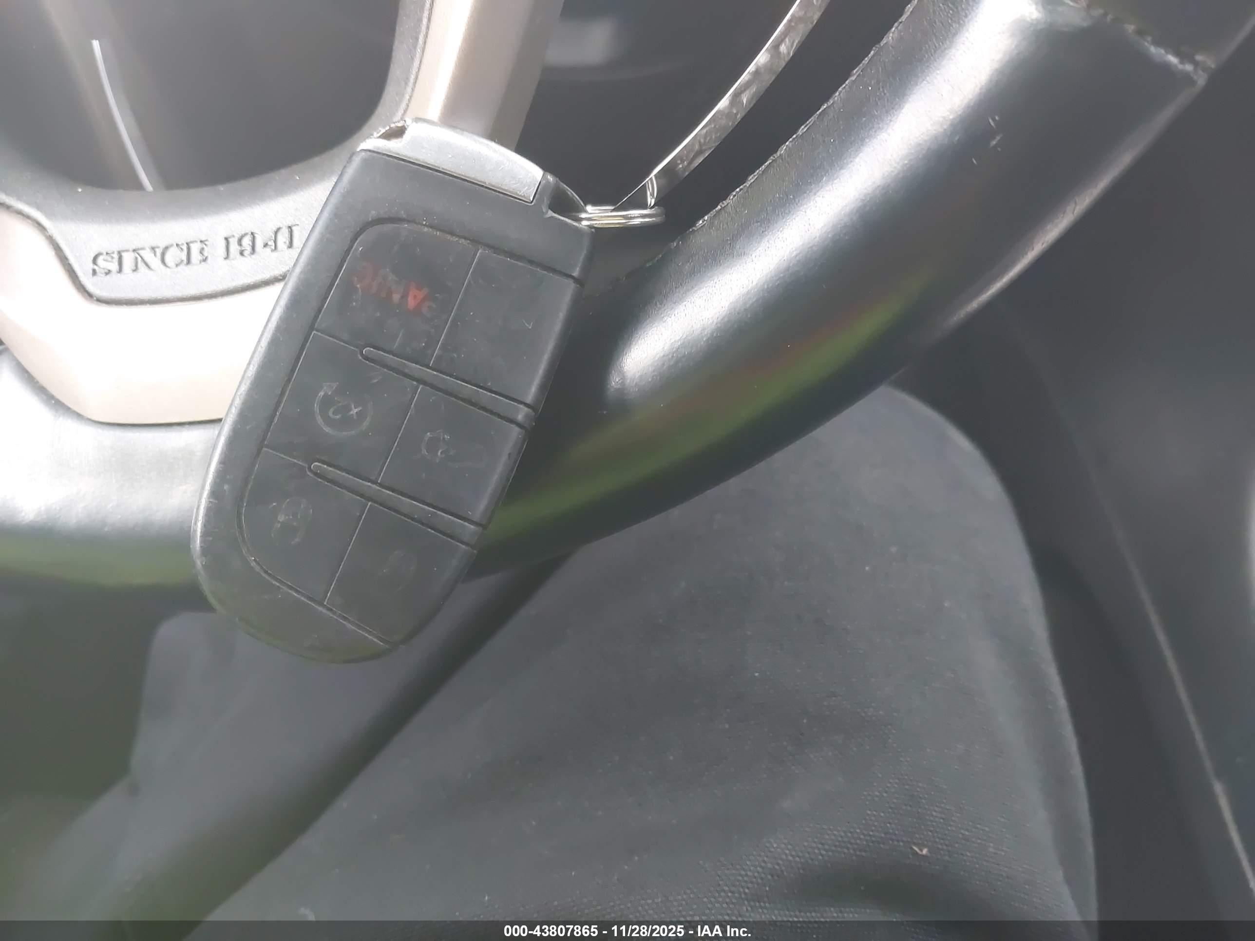 JEEP GRAND image 11