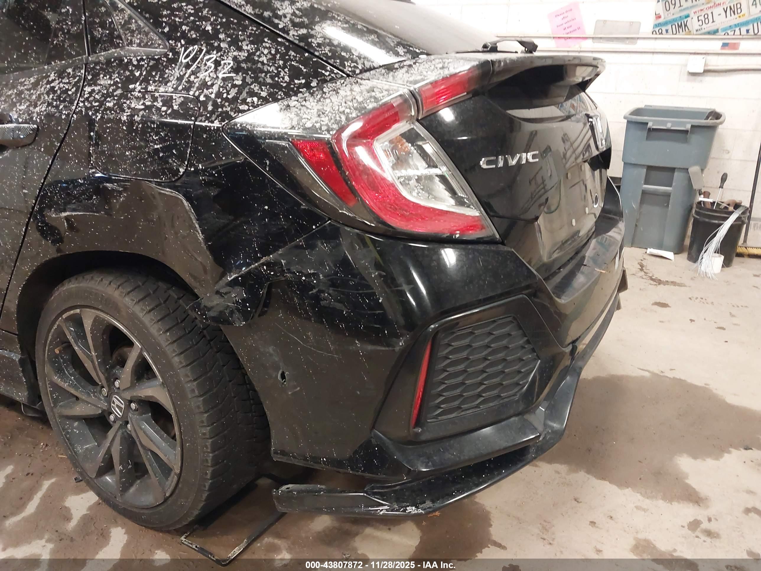 HONDA CIVIC image 6