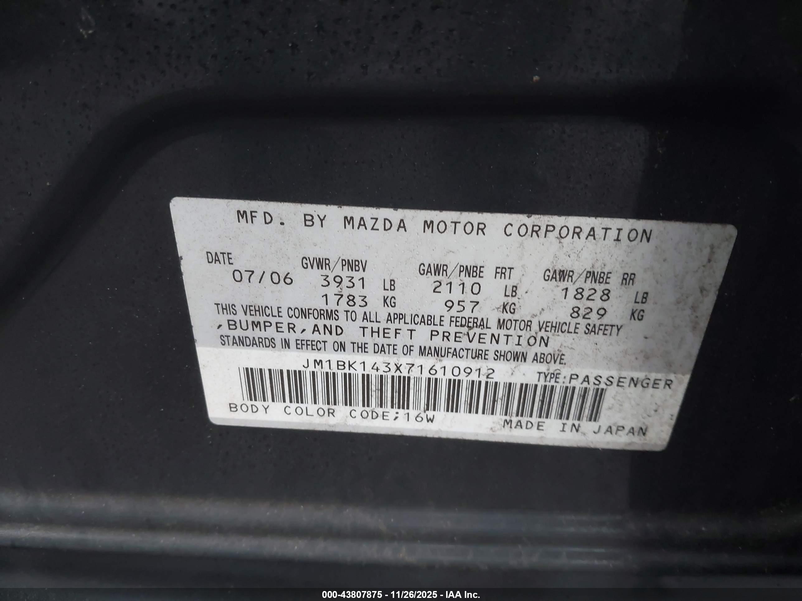 MAZDA MAZDA3 image 9