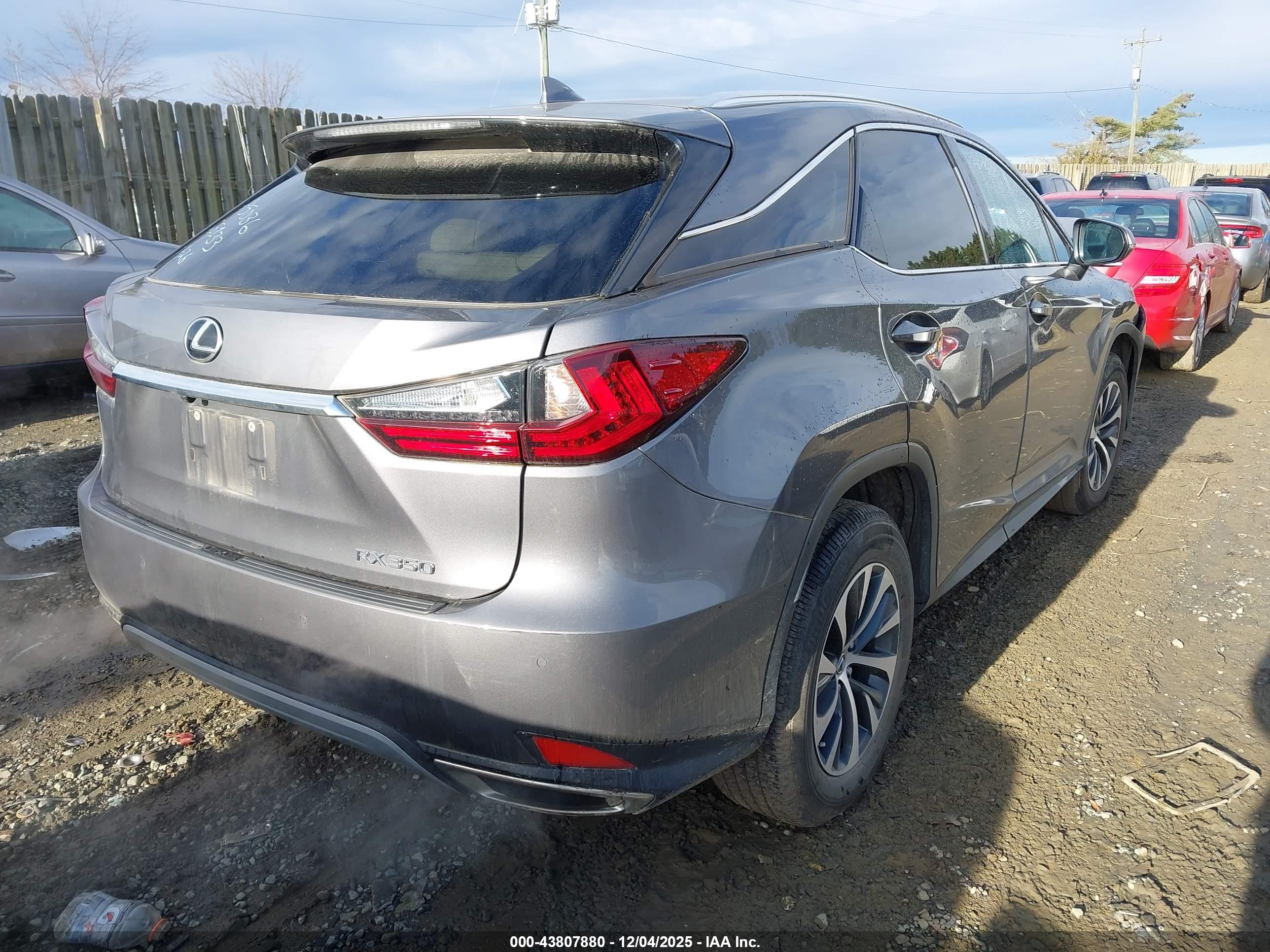 LEXUS RX image 4