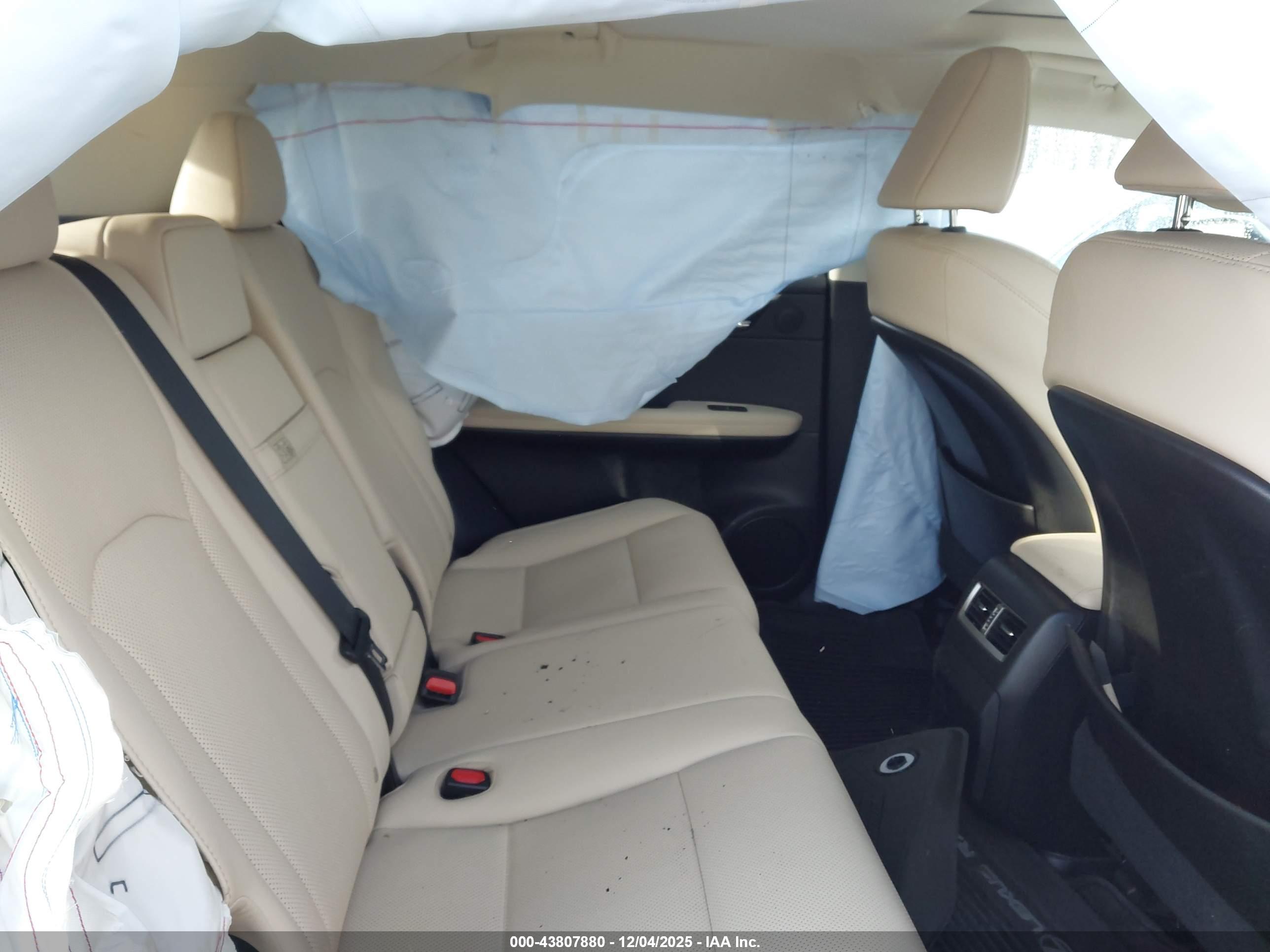 LEXUS RX image 8
