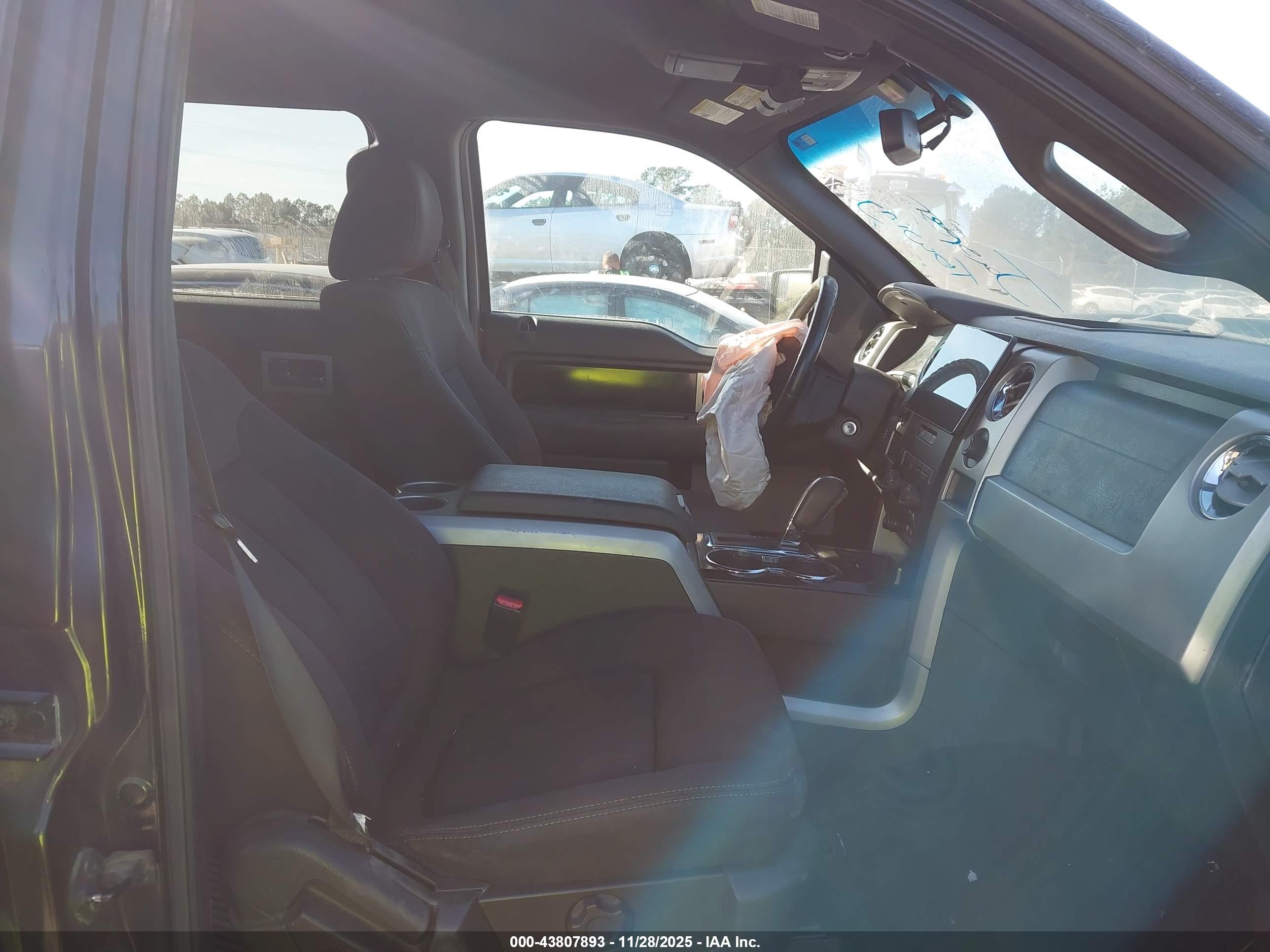 FORD F-150 image 5