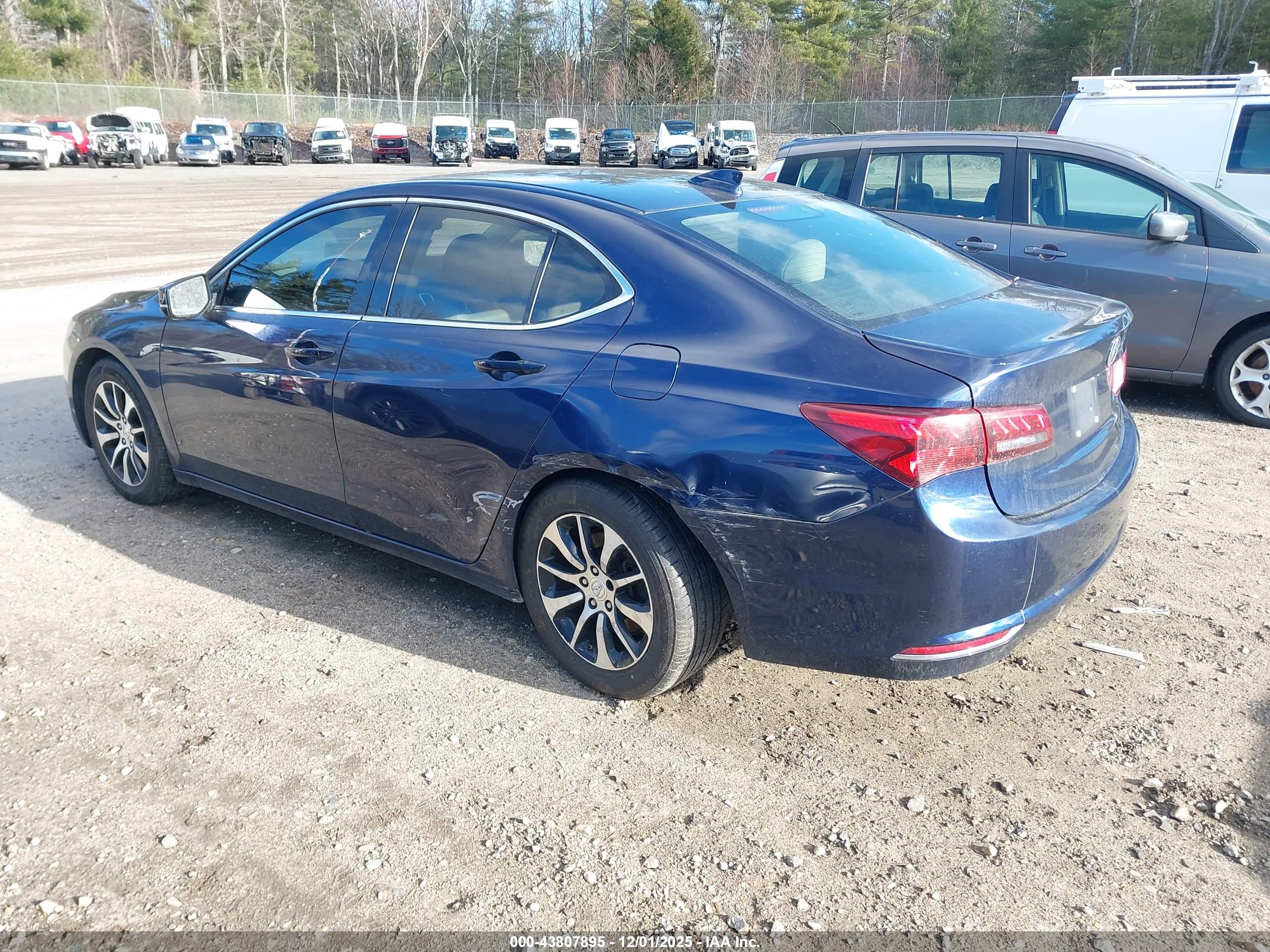 ACURA TLX image 3