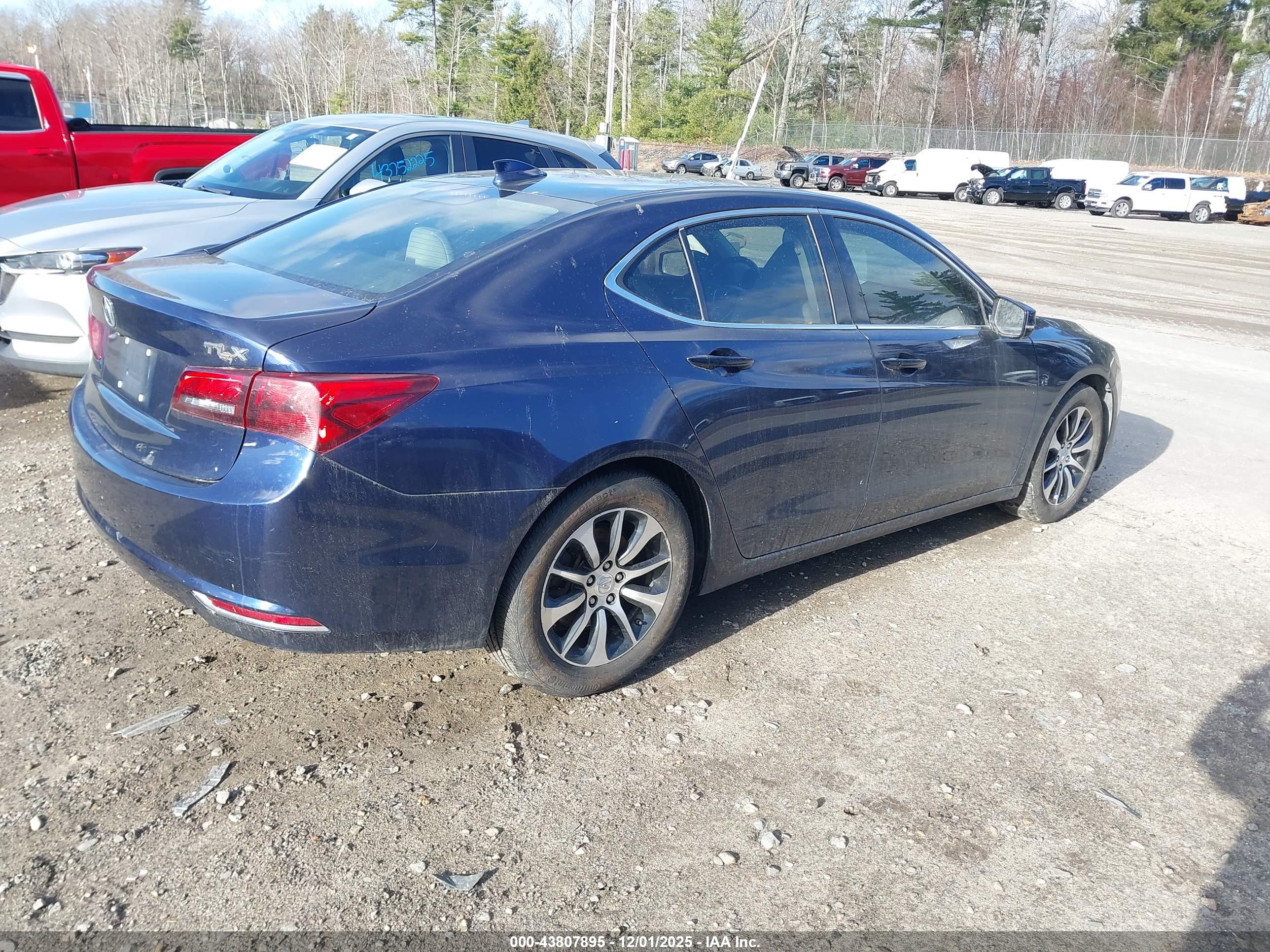 ACURA TLX image 4