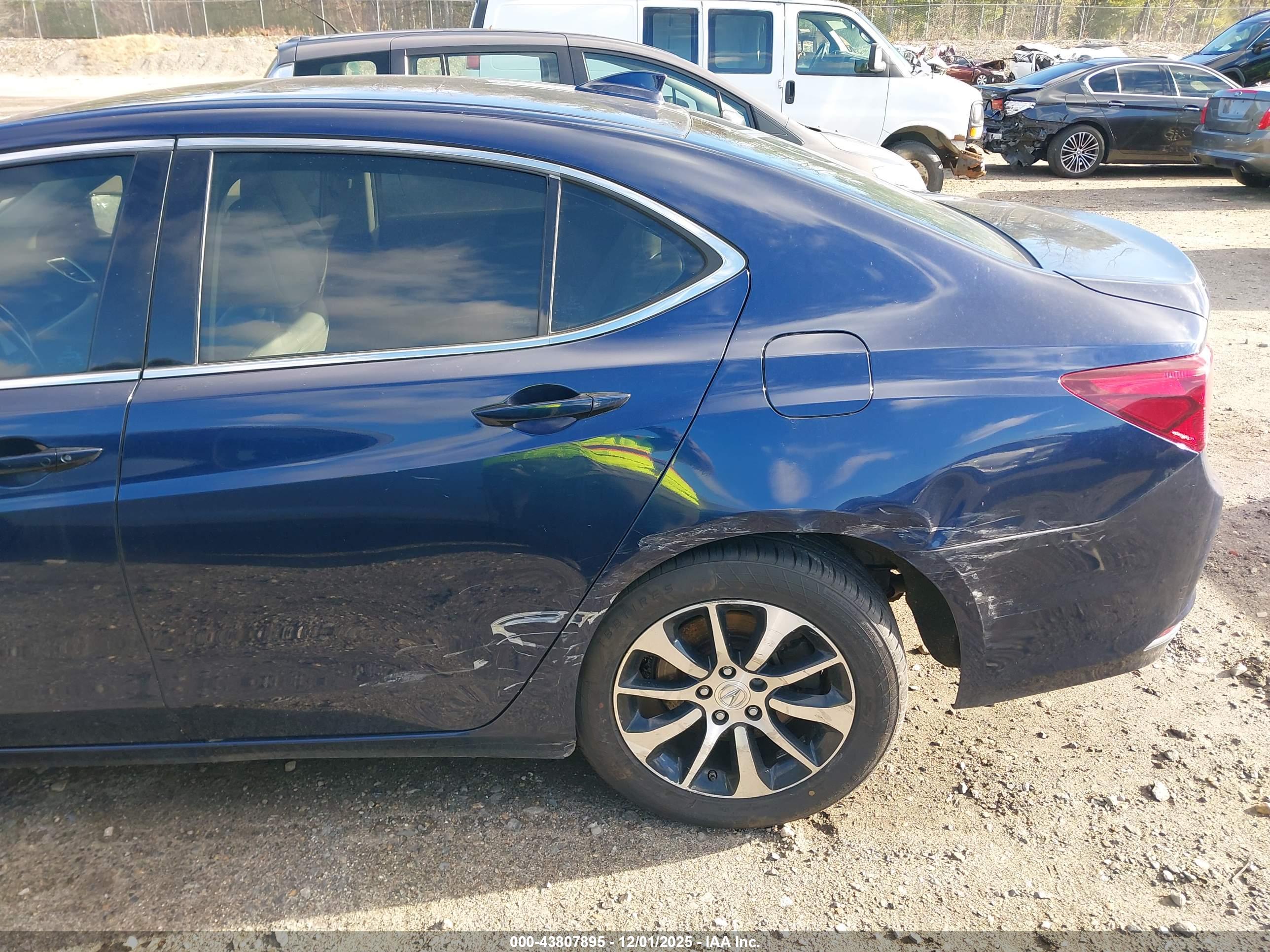 ACURA TLX image 6