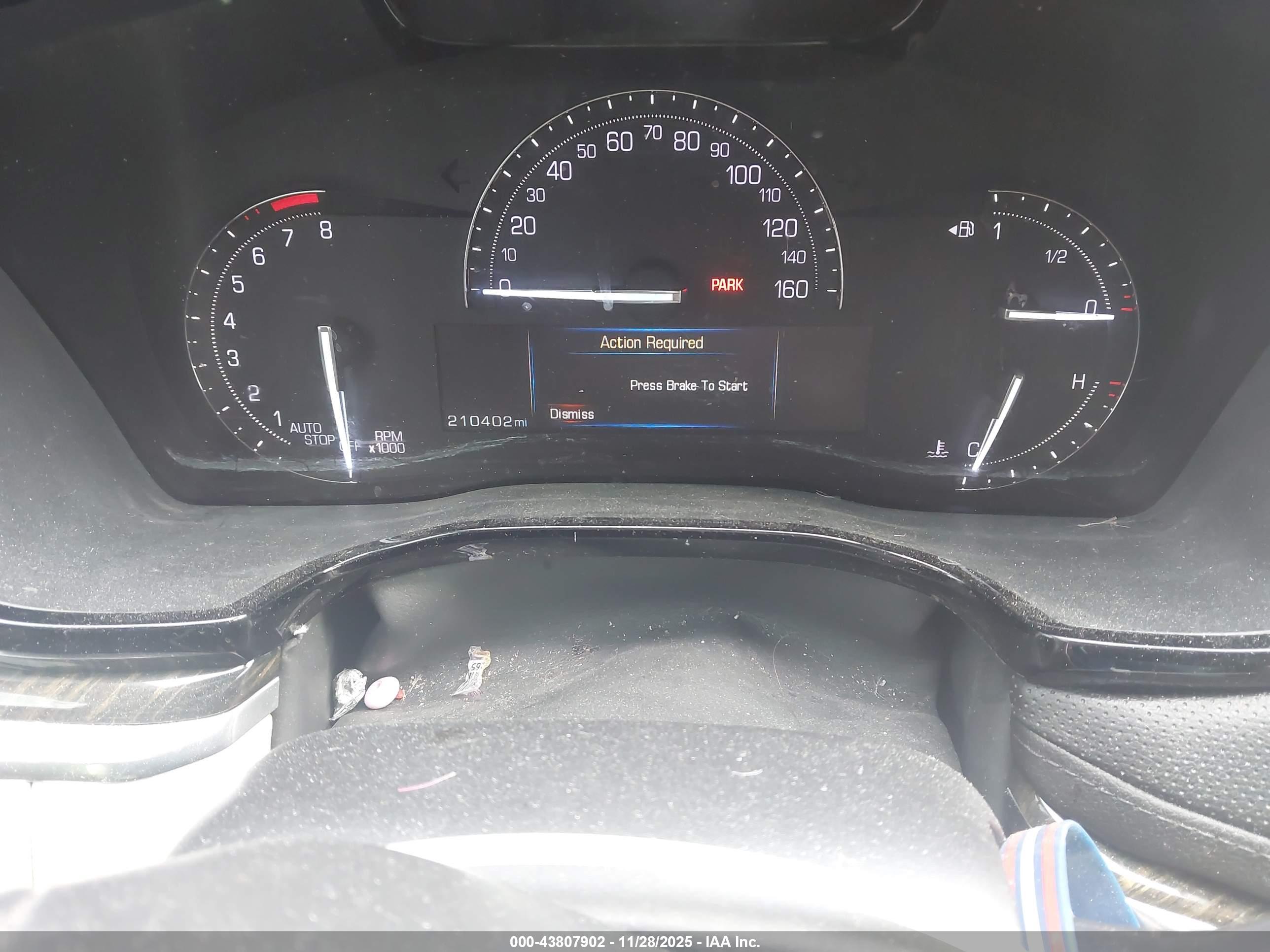 CADILLAC XT5 image 7