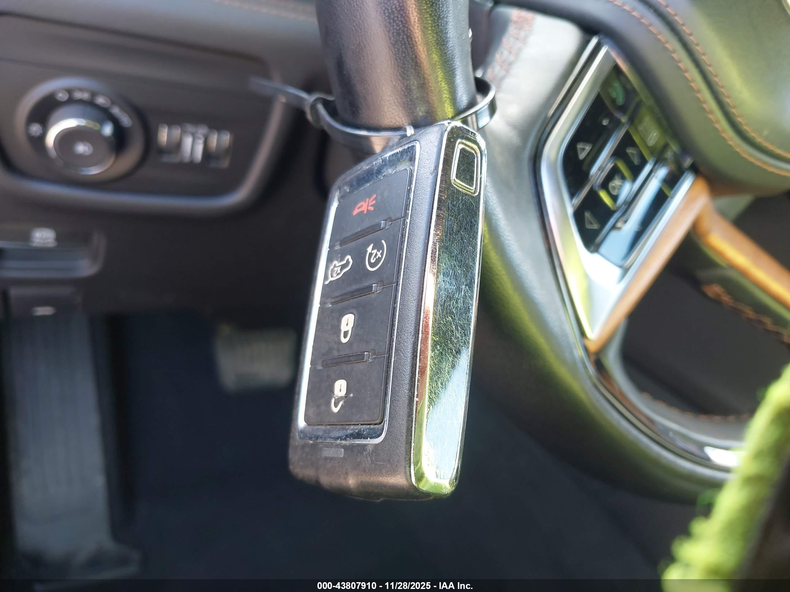 JEEP GRAND image 11