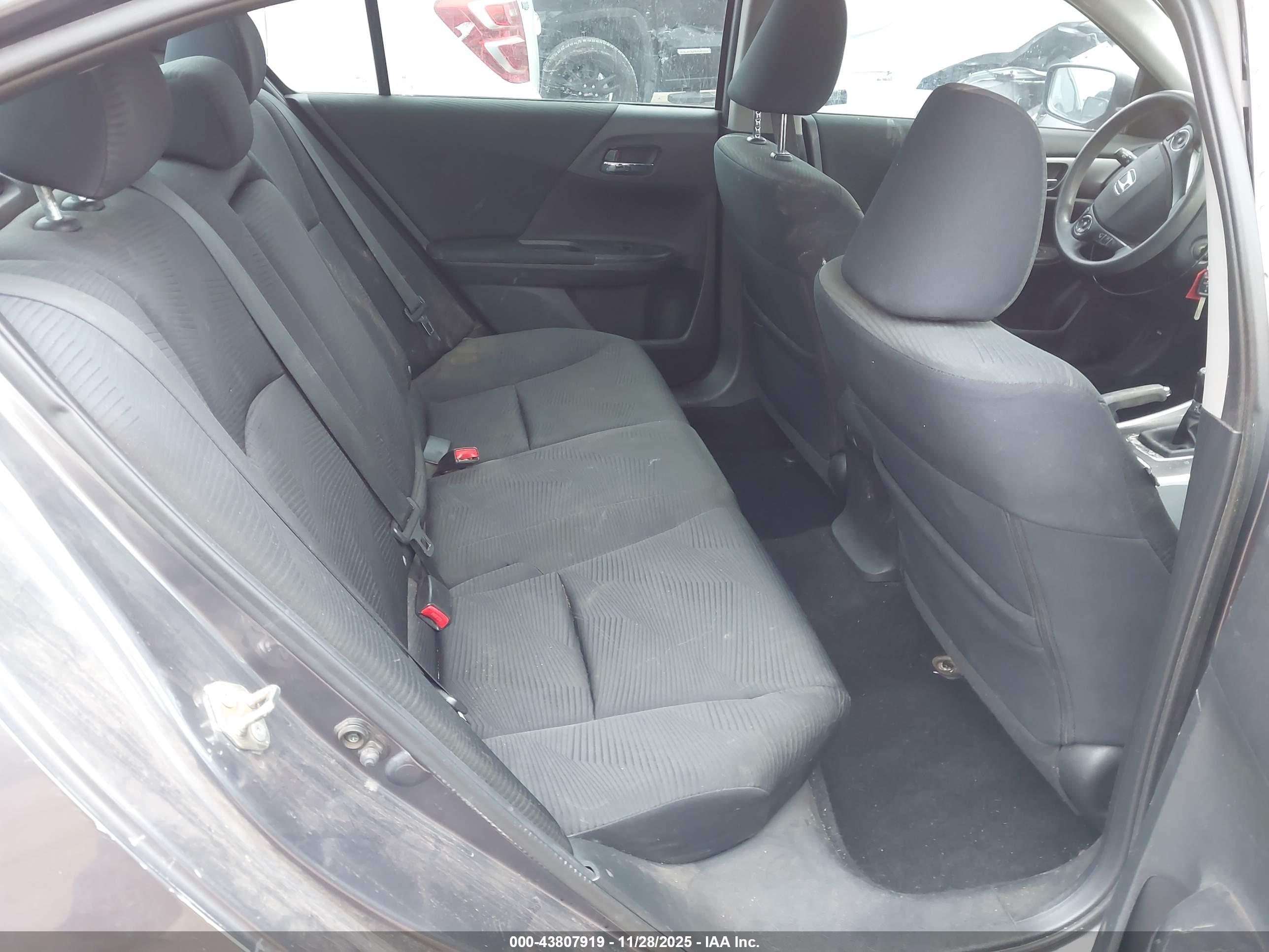 HONDA ACCORD image 8