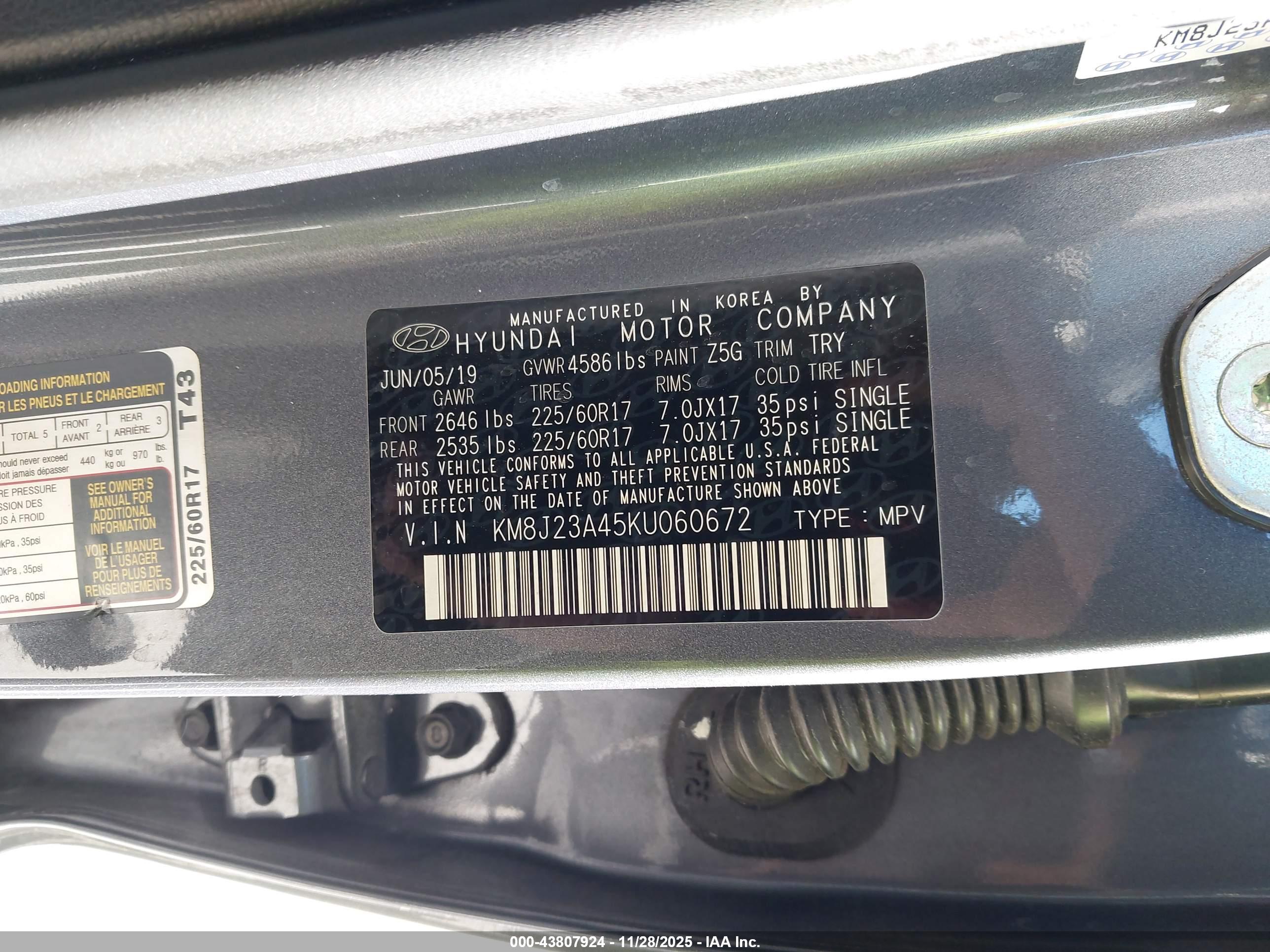 HYUNDAI TUCSON image 9