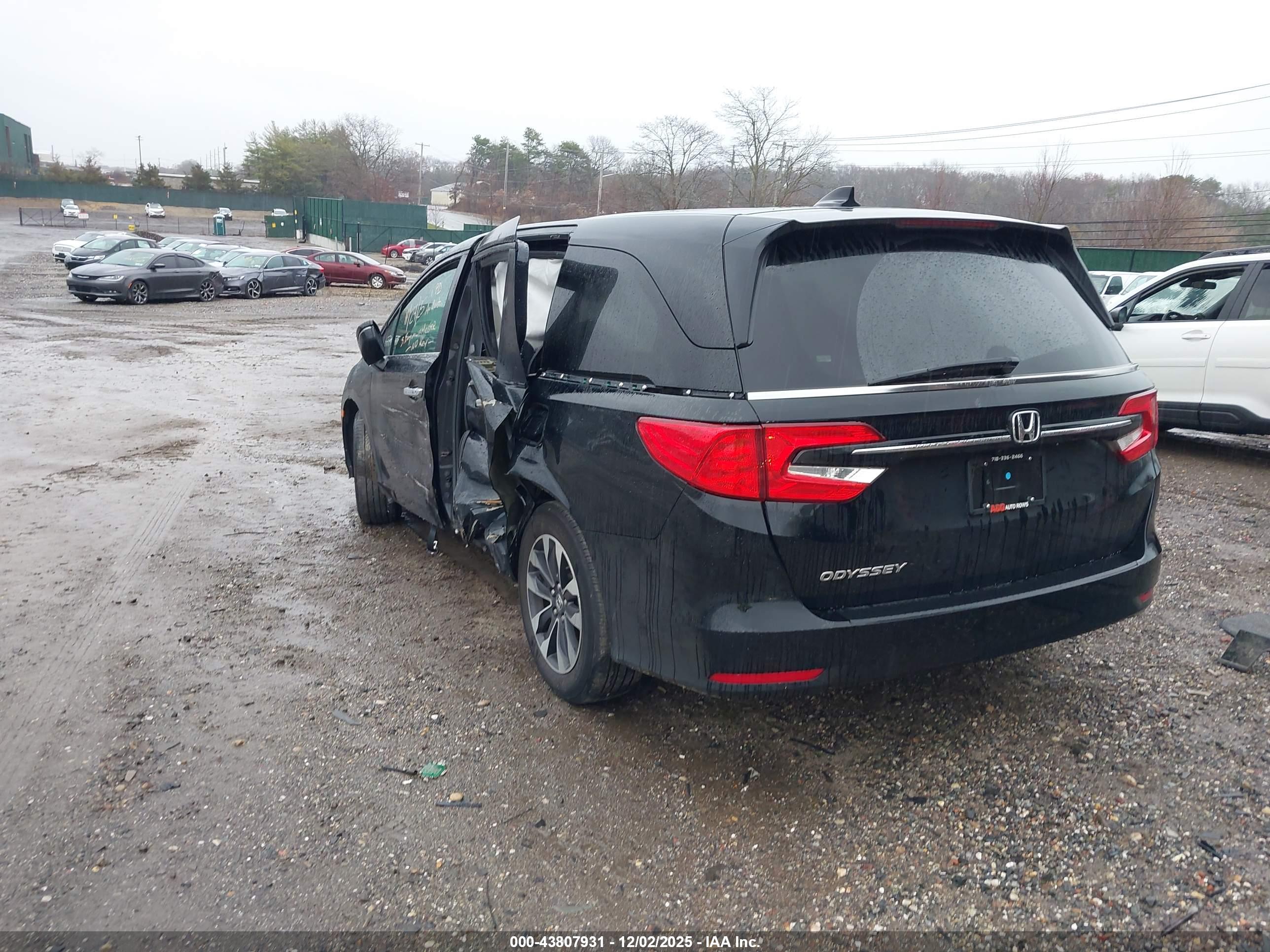HONDA ODYSSEY image 3