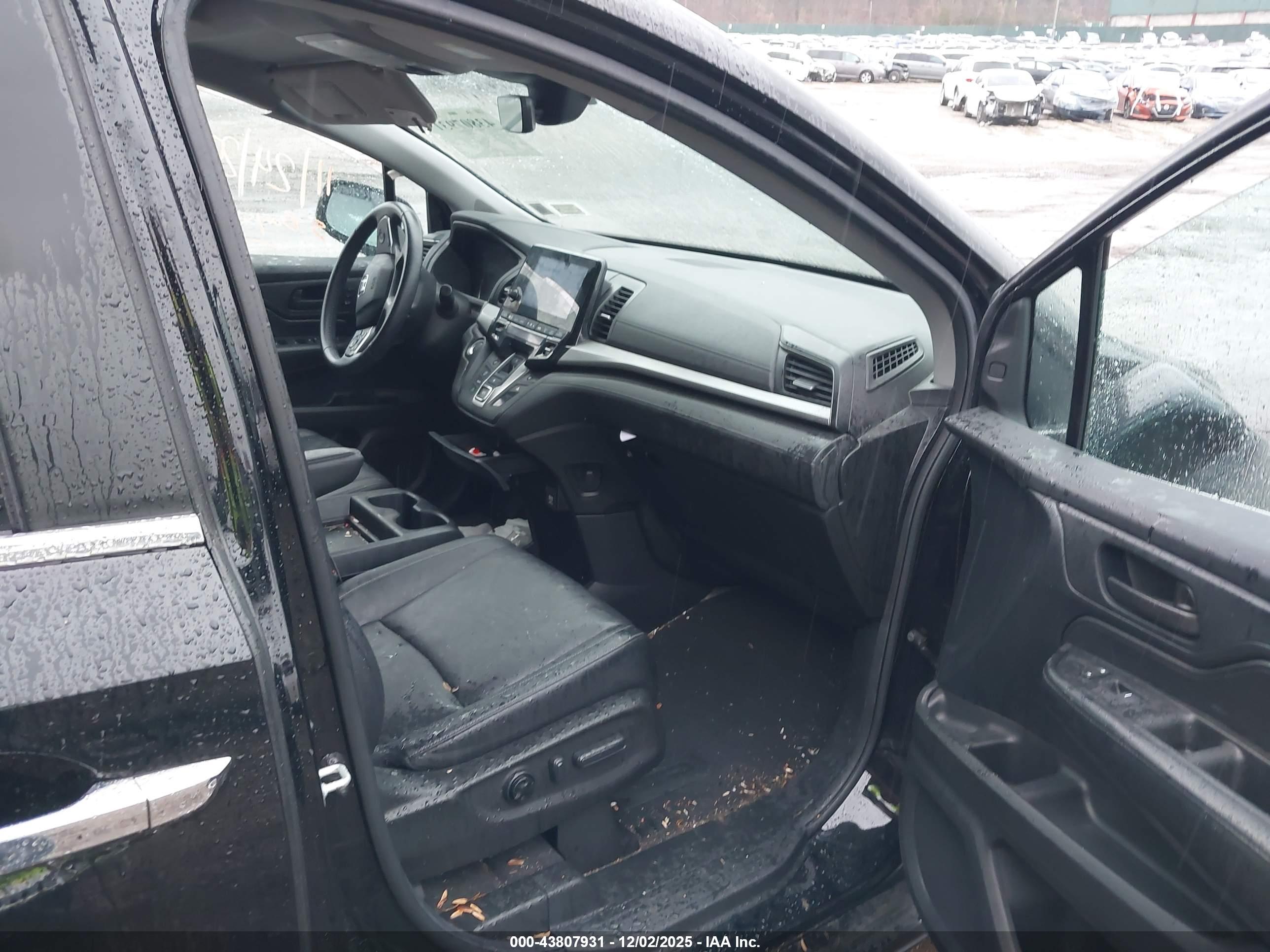 HONDA ODYSSEY image 5