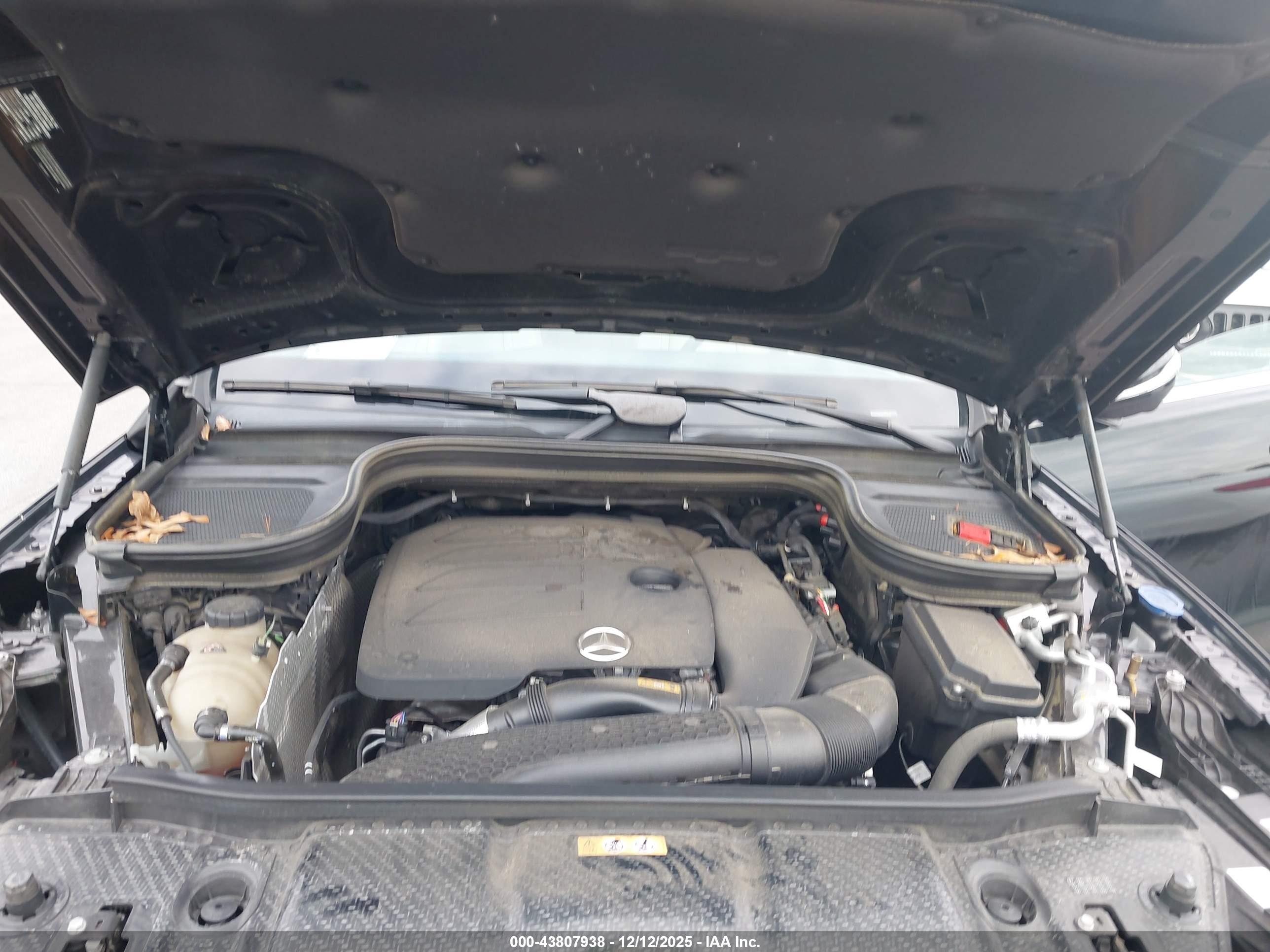 MERCEDES-BENZ GLE image 10