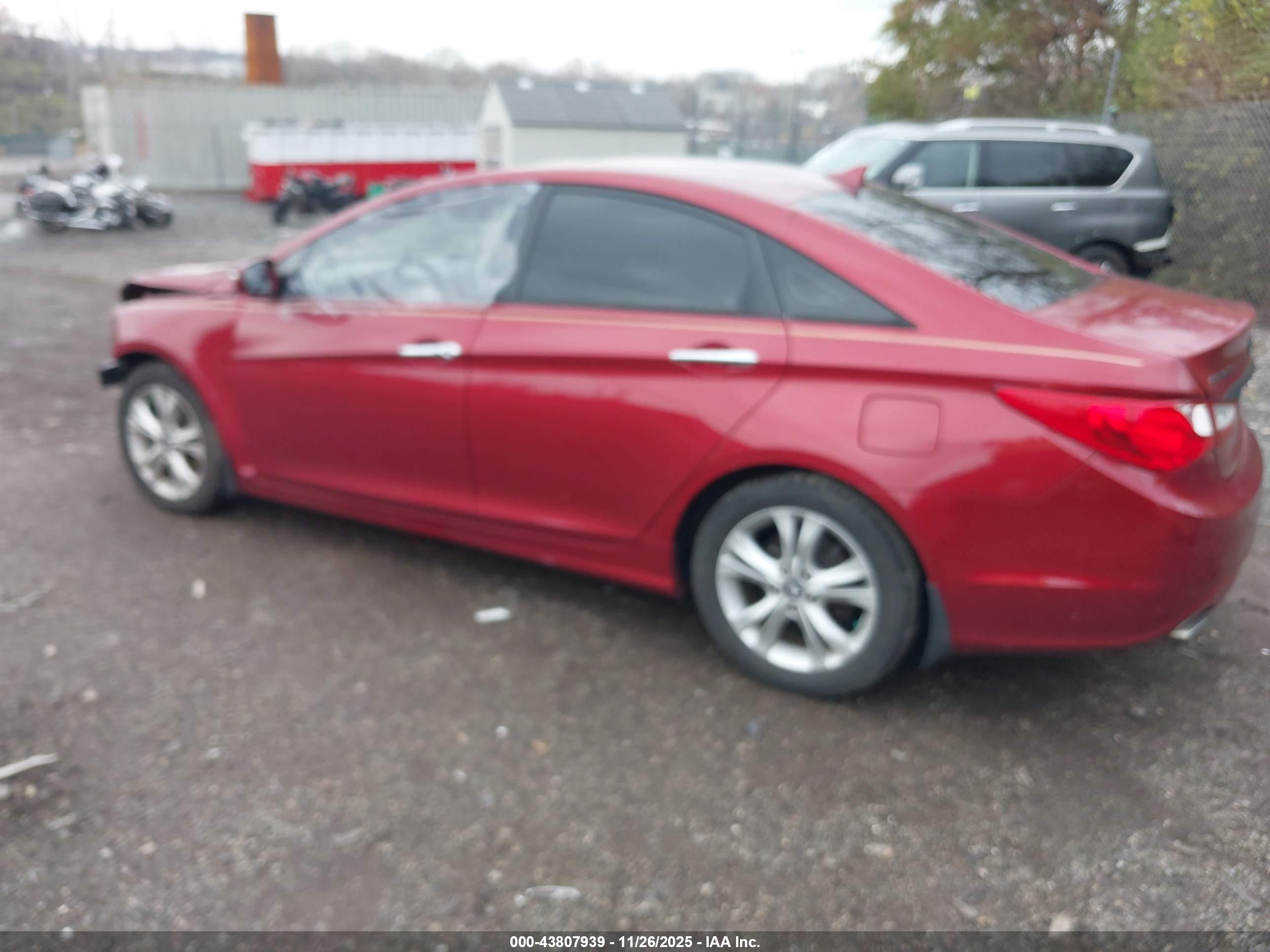 HYUNDAI SONATA image 3