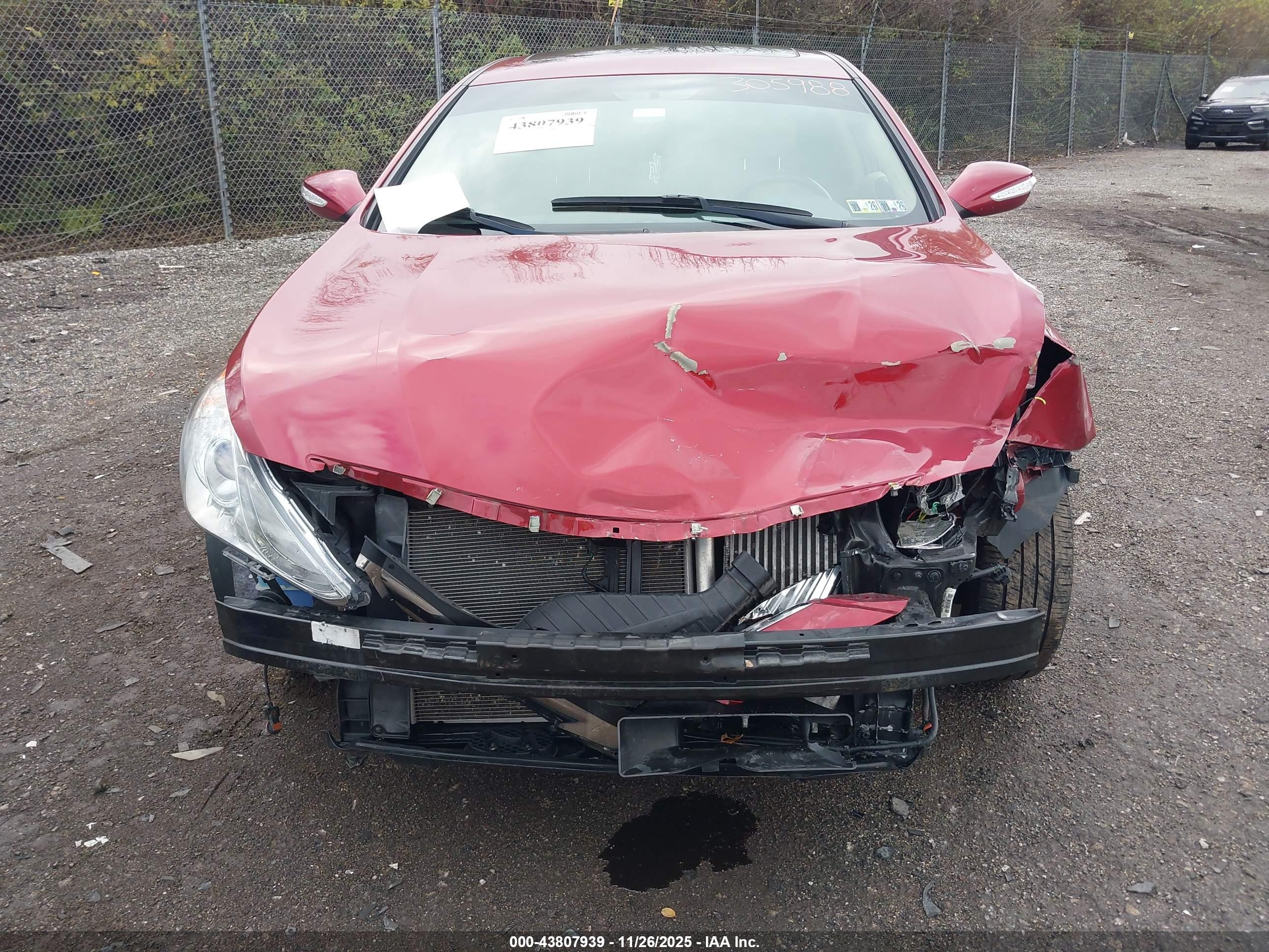 HYUNDAI SONATA image 6