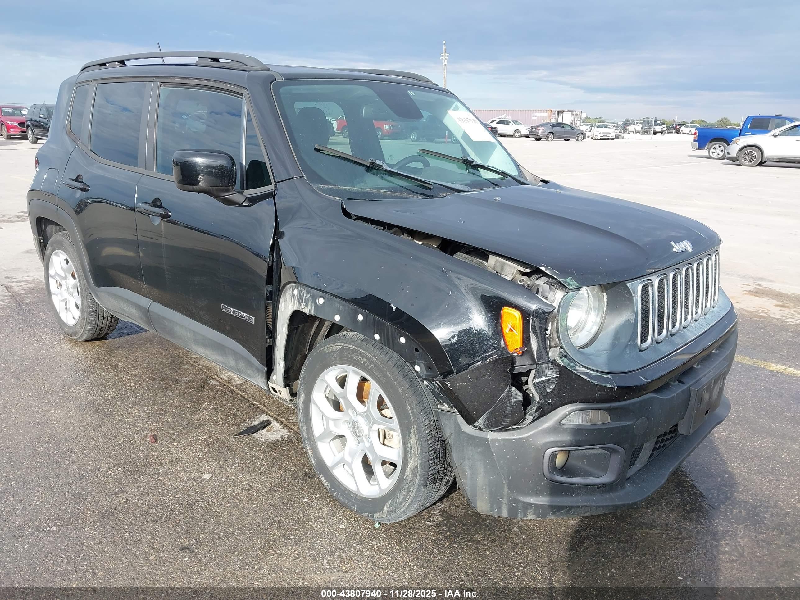 JEEP RENEGADE image 6