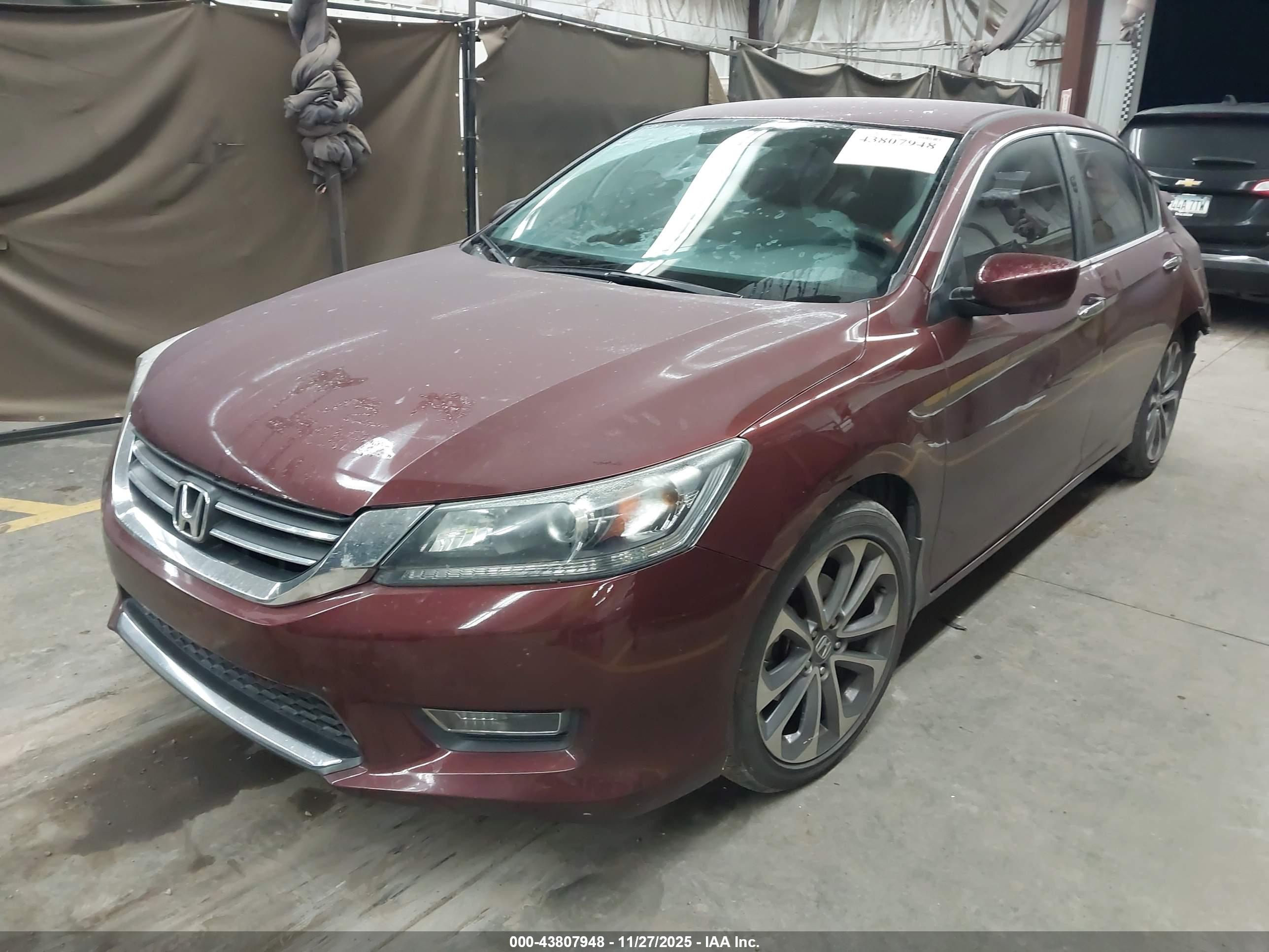 HONDA ACCORD image 2