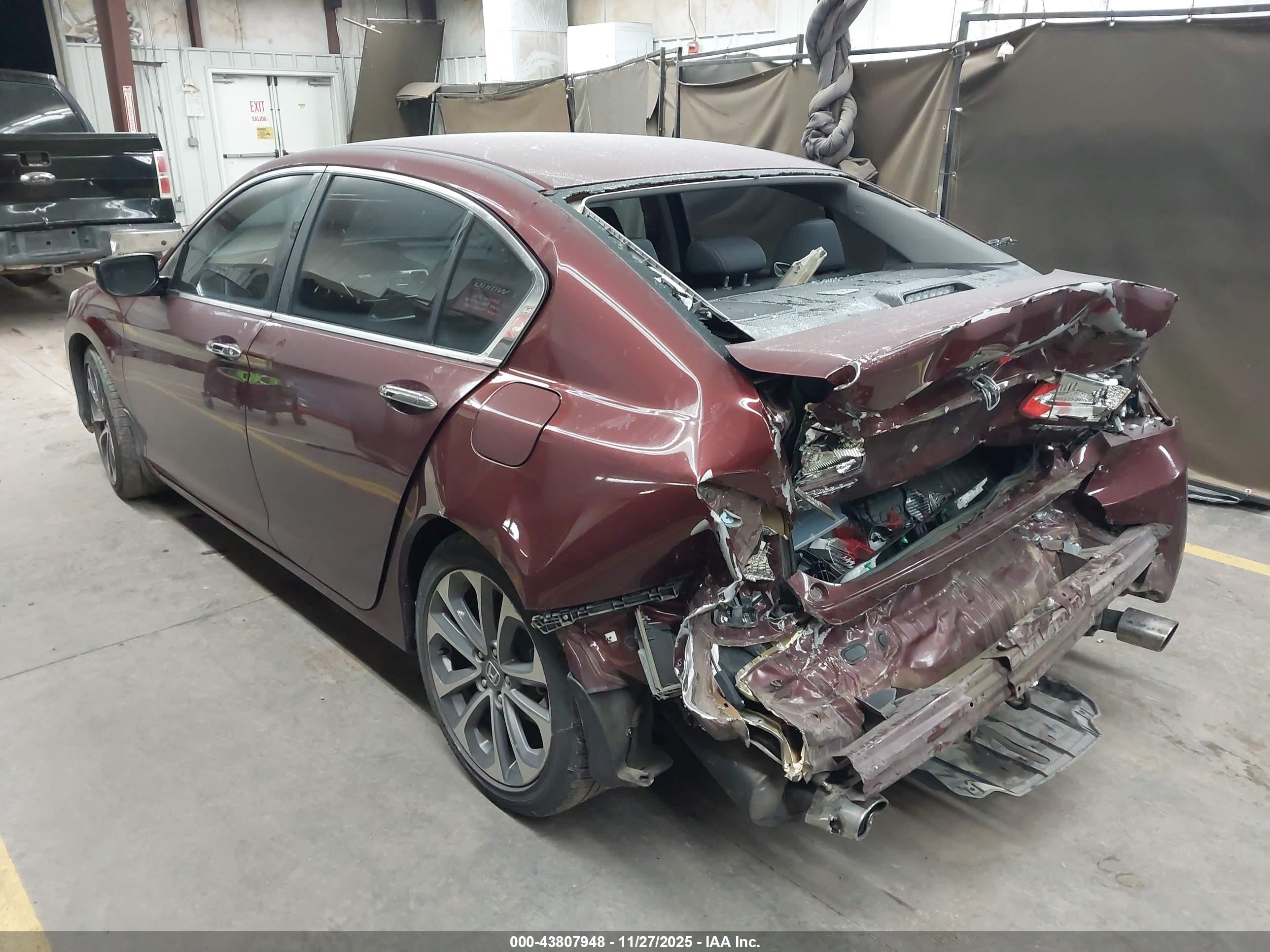 HONDA ACCORD image 3