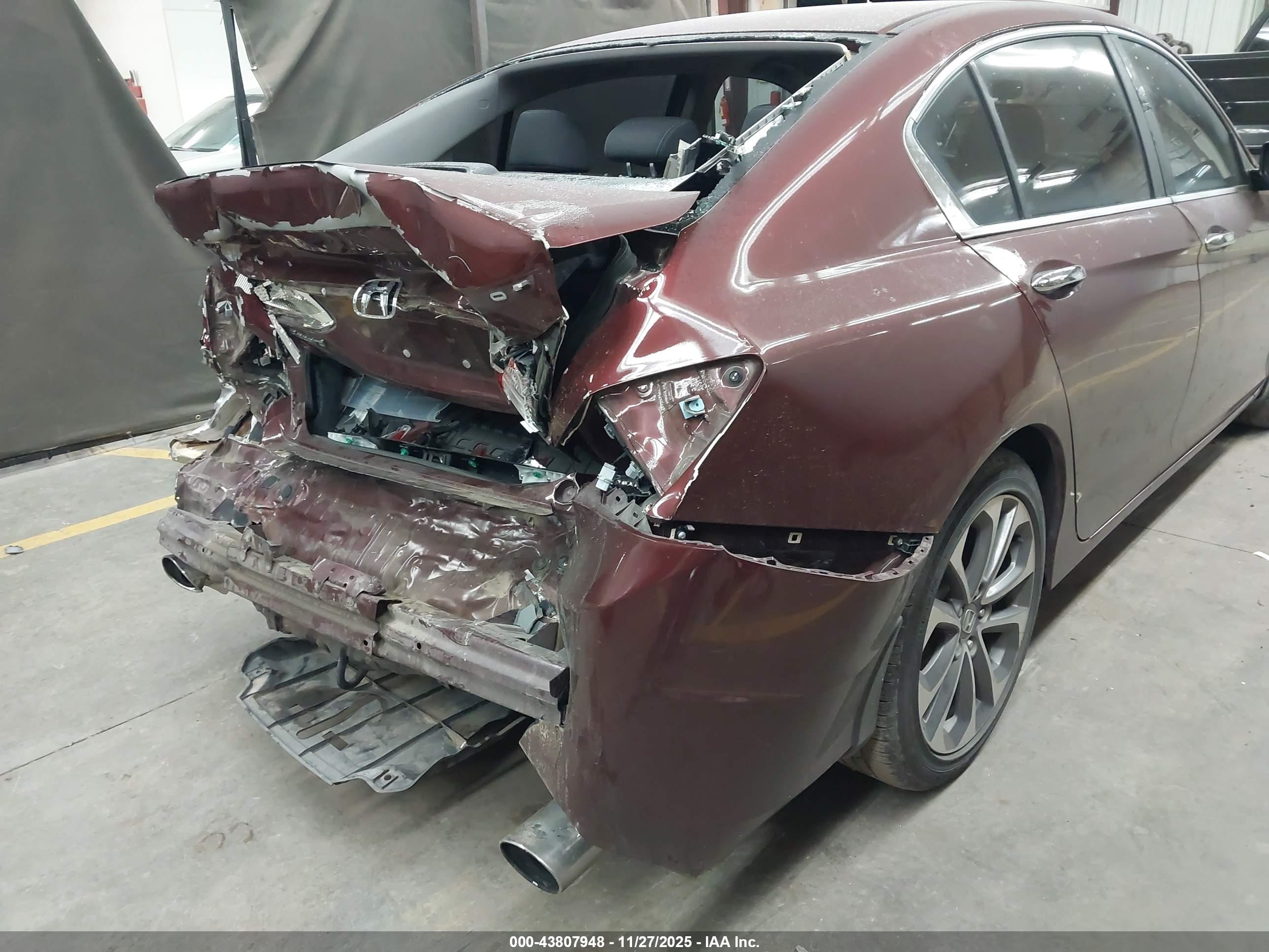 HONDA ACCORD image 6