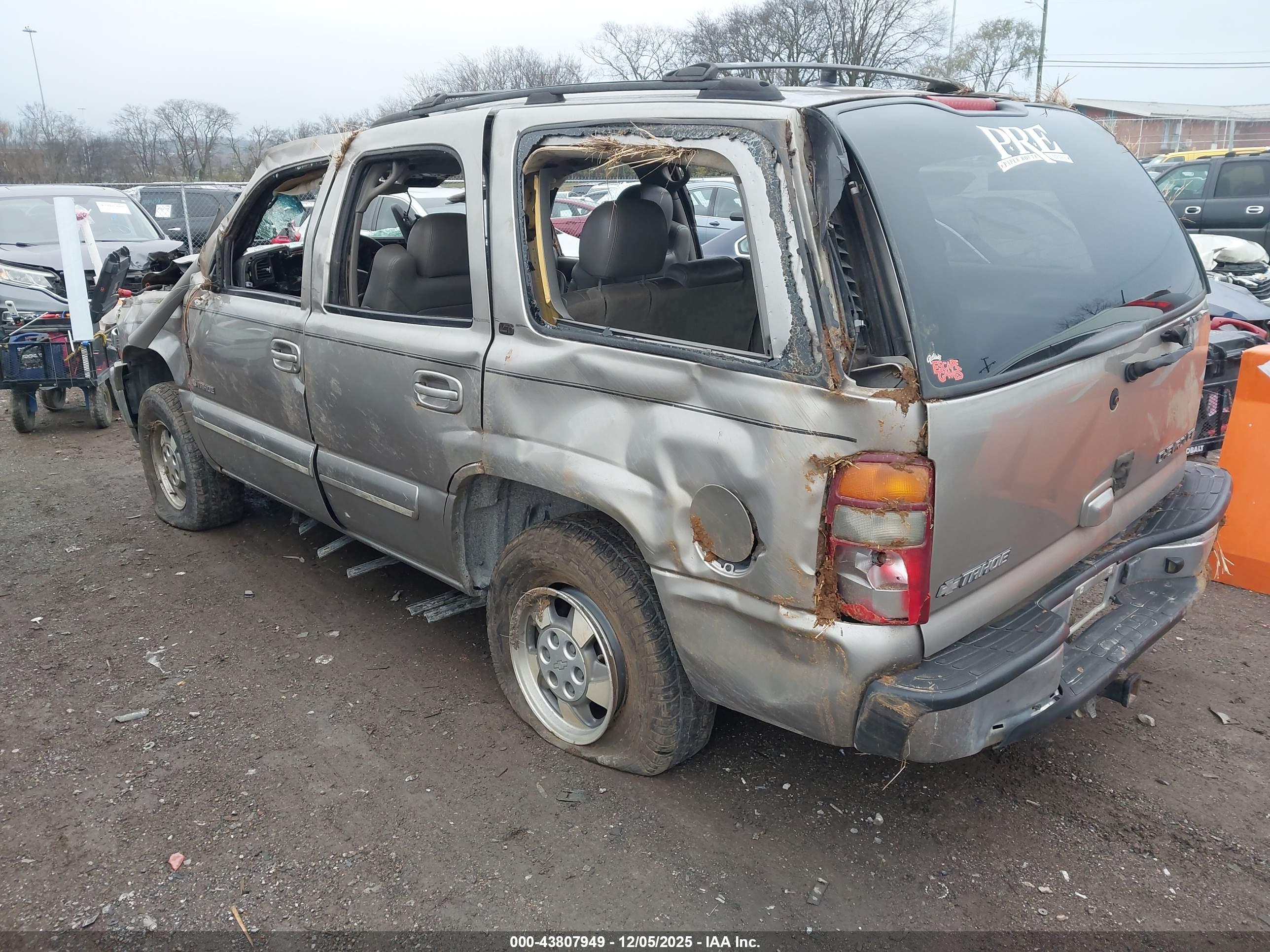 CHEVROLET TAHOE image 3