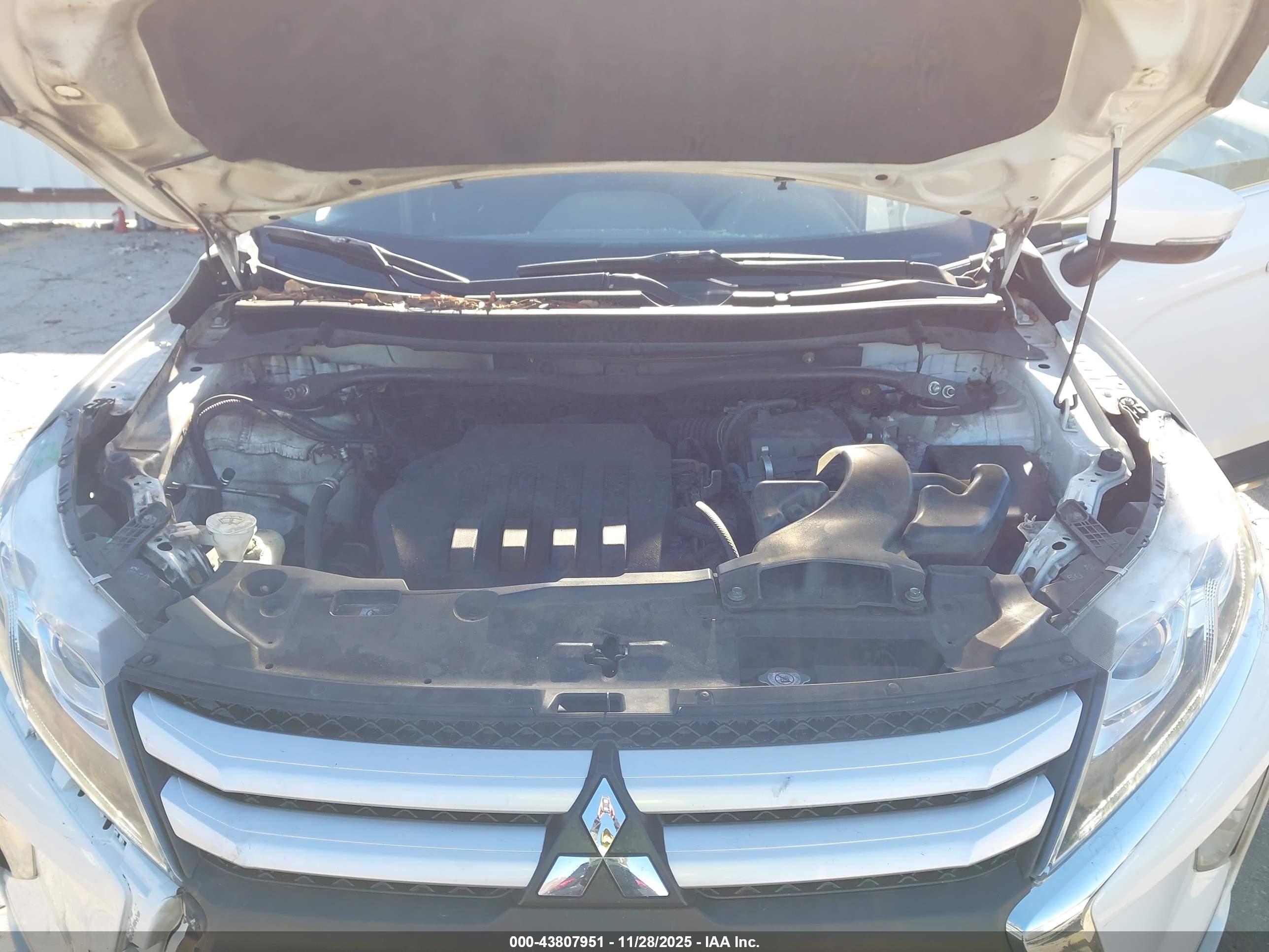 MITSUBISHI ECLIPSE image 10