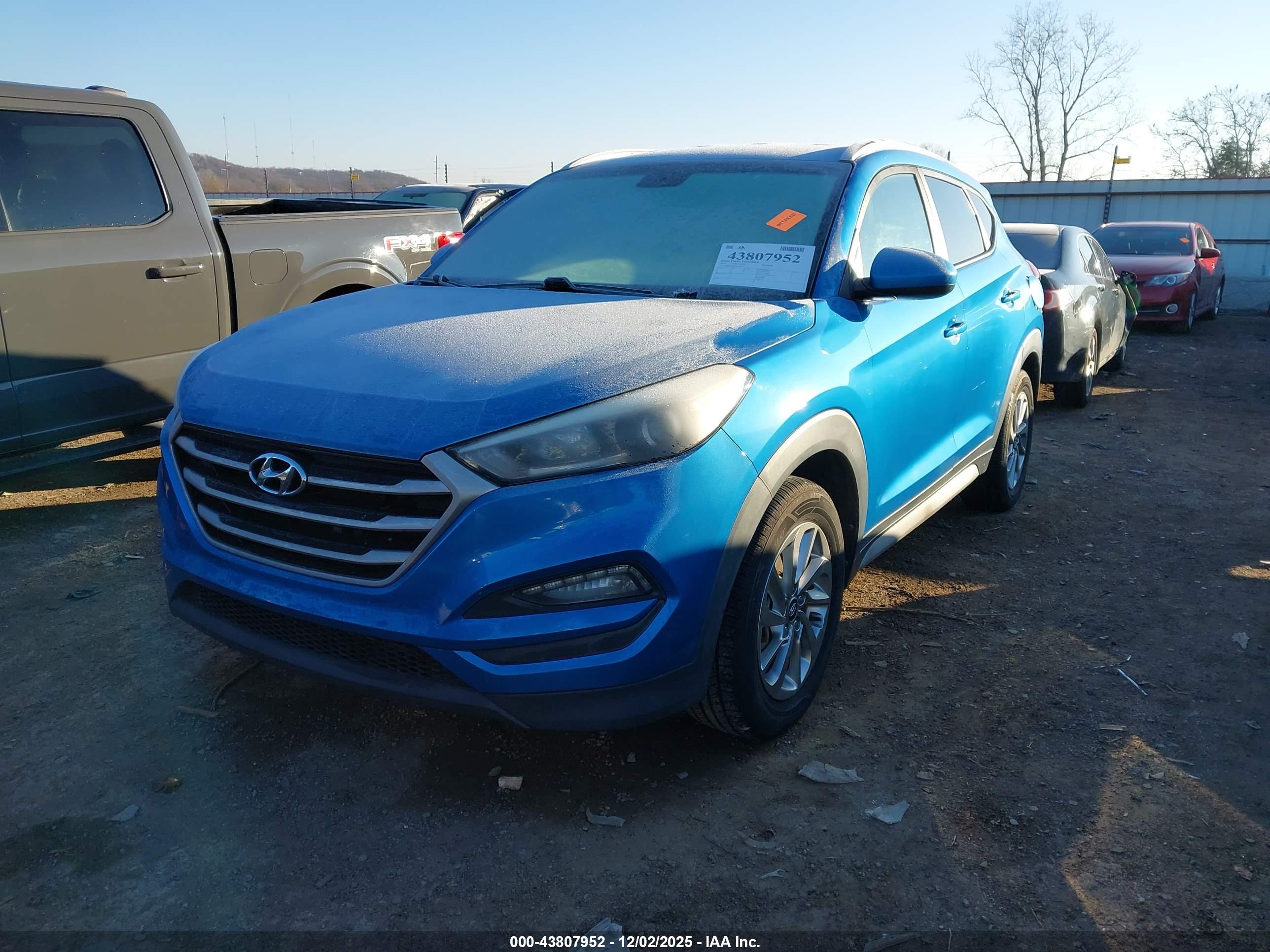 HYUNDAI TUCSON image 2