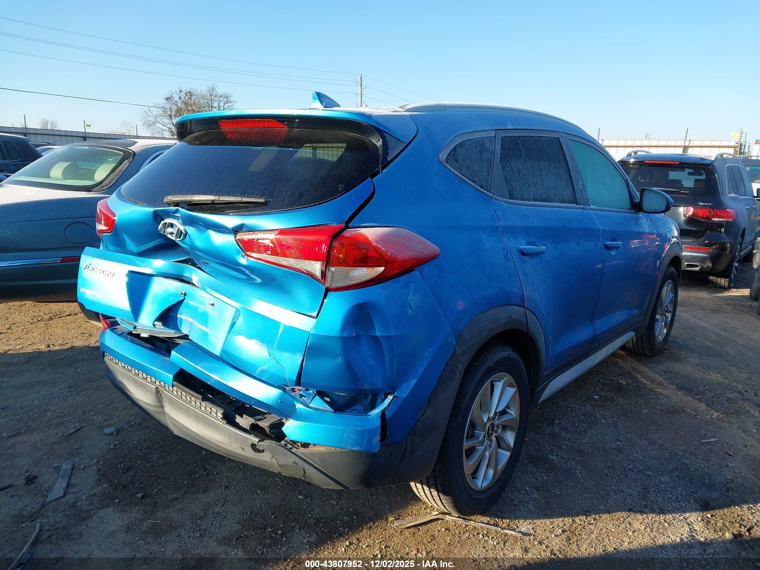 HYUNDAI TUCSON image 4