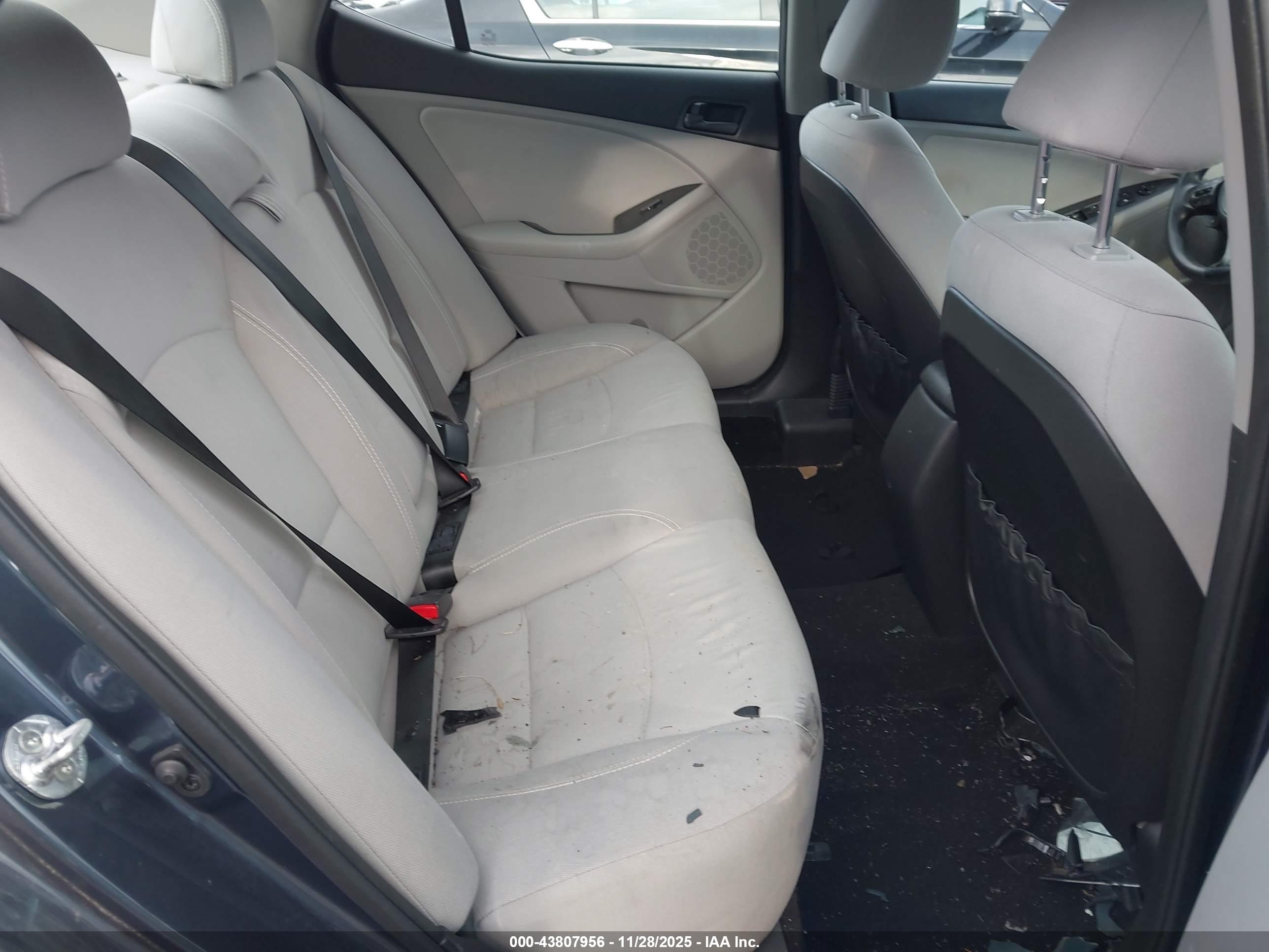 KIA OPTIMA image 8
