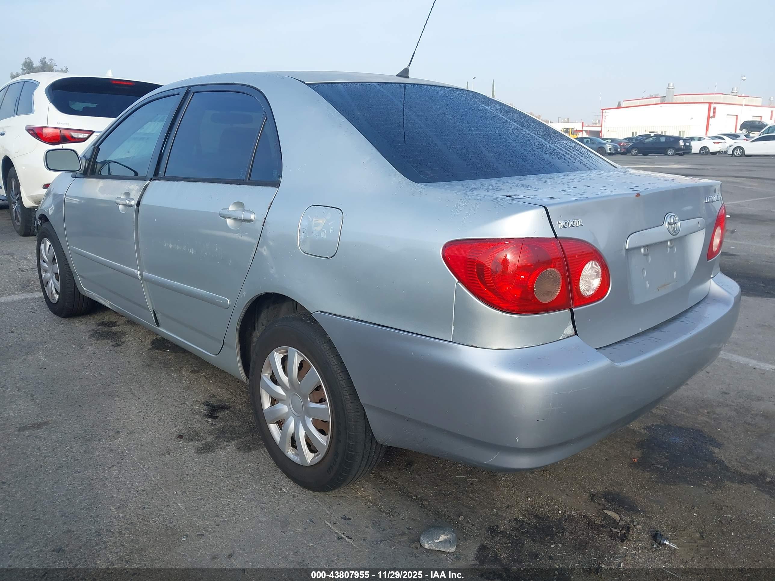 TOYOTA COROLLA image 3