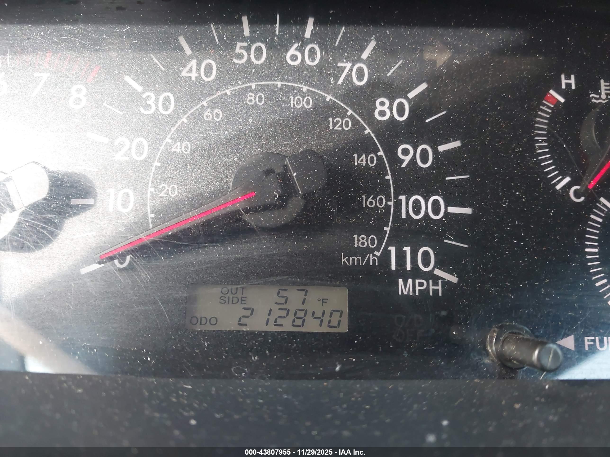 TOYOTA COROLLA image 7